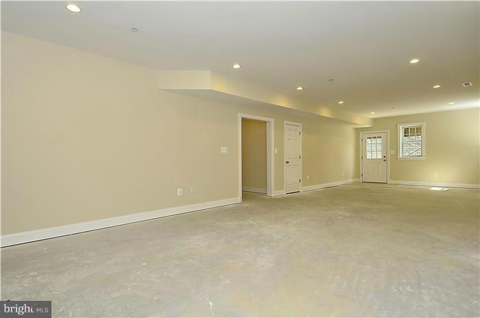 COLUMBIA FOREST - Residential