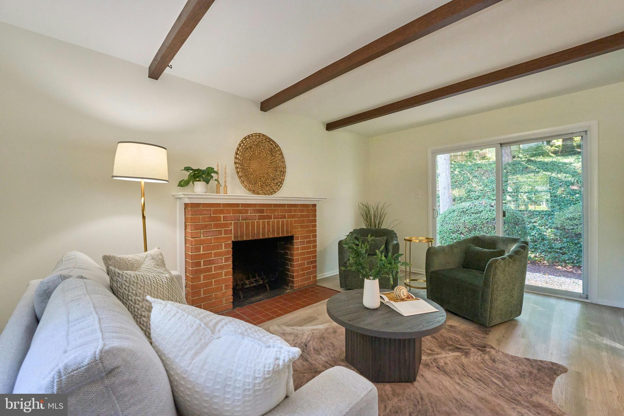 5934 THOMAS DRIVE