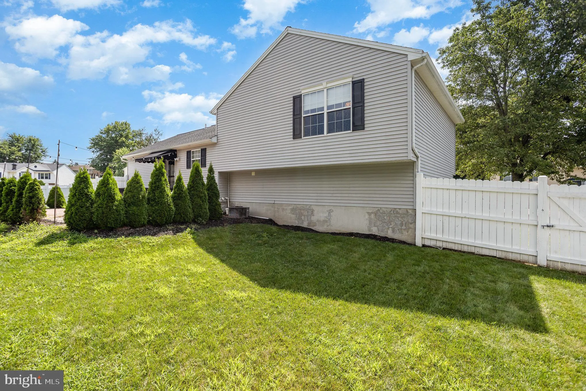 Manchester, Pennsylvania 17345, United States, 3 Bedrooms Bedrooms, ,3 BathroomsBathrooms,Residential,Active,177471