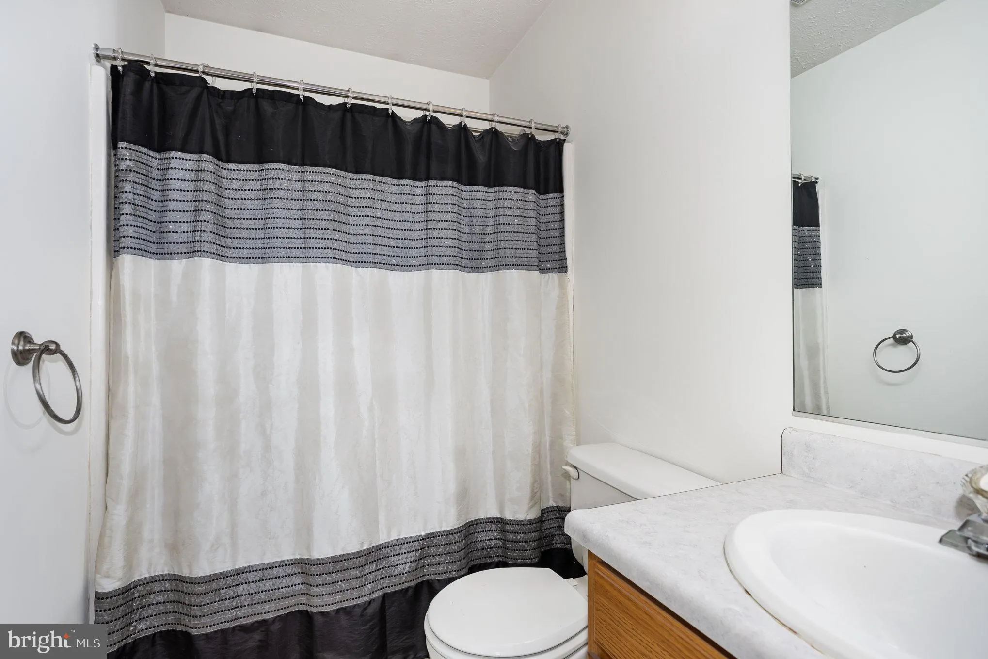 Manchester, Pennsylvania 17345, United States, 3 Bedrooms Bedrooms, ,3 BathroomsBathrooms,Residential,Active,177471