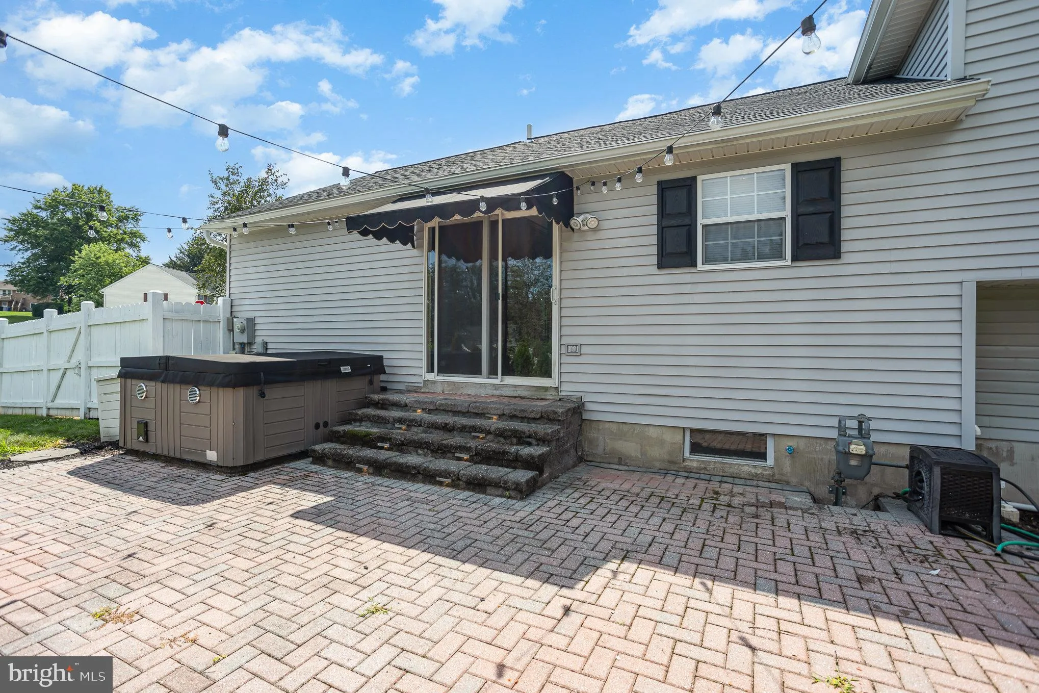 Manchester, Pennsylvania 17345, United States, 3 Bedrooms Bedrooms, ,3 BathroomsBathrooms,Residential,Active,177471