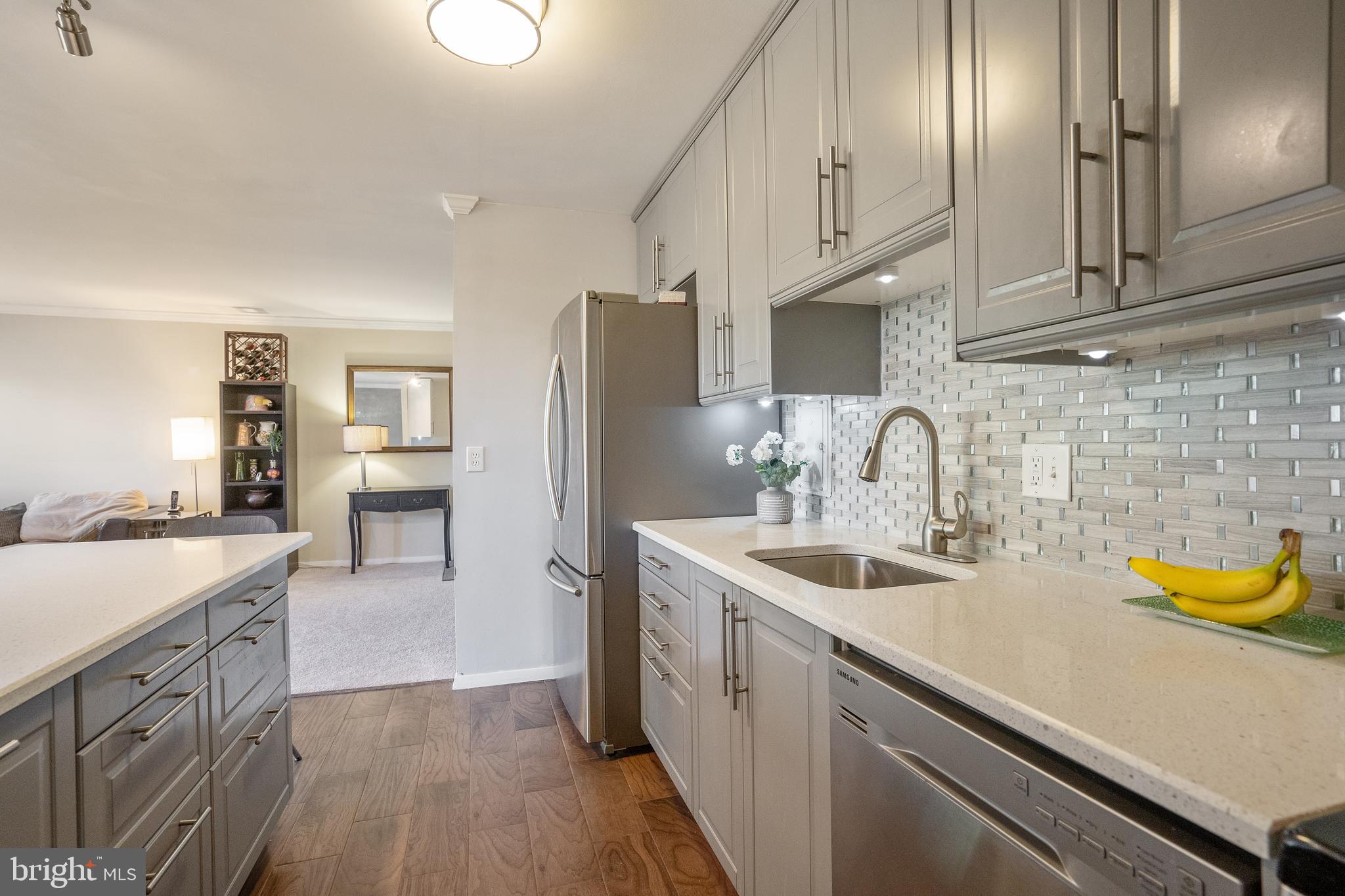 BETHESDA PARK - Residential