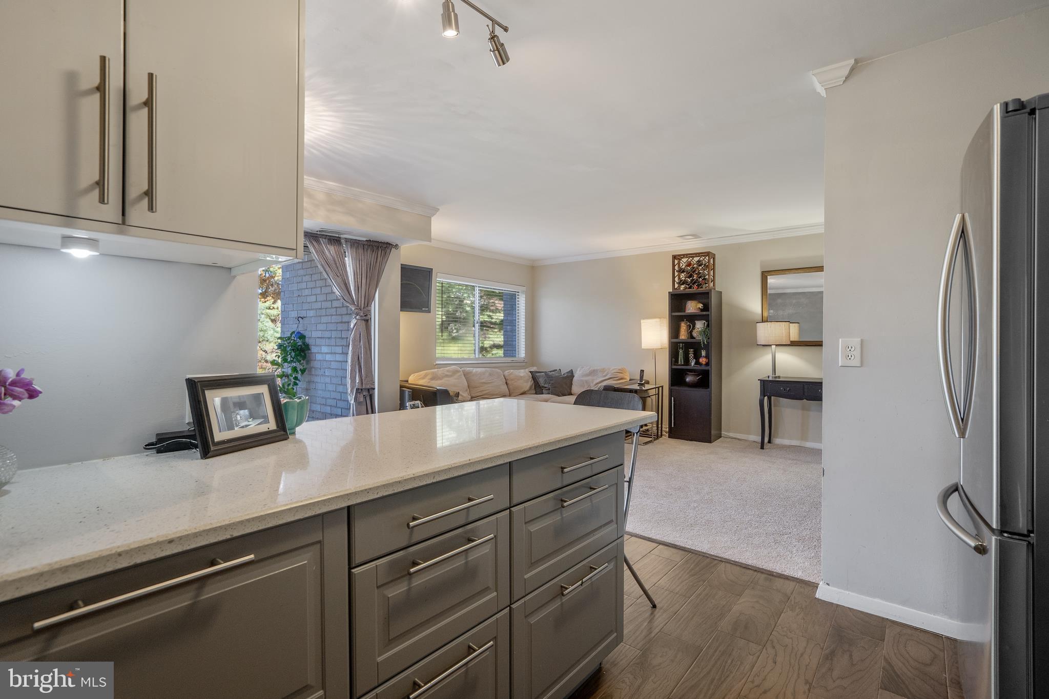 BETHESDA PARK - Residential