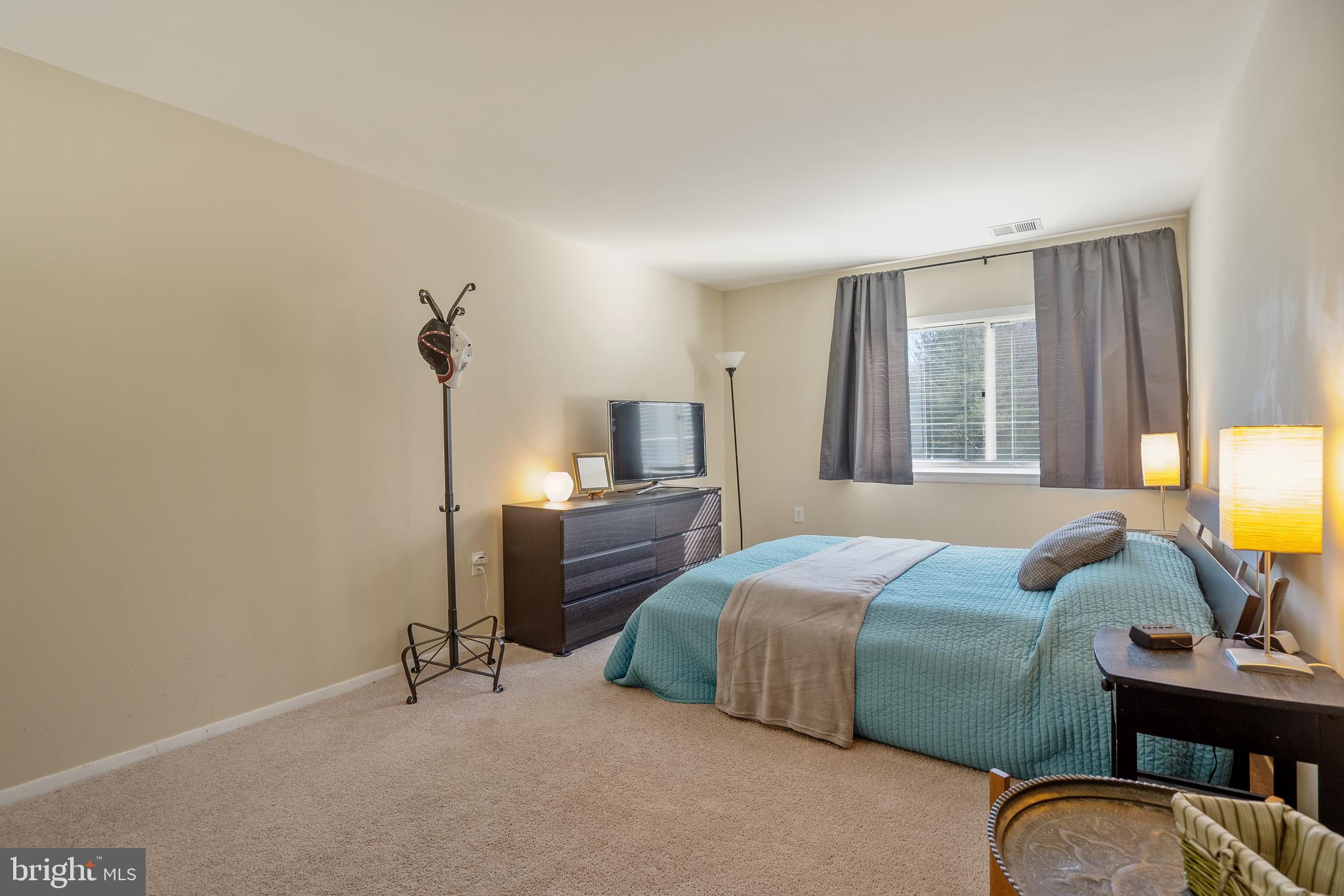 BETHESDA PARK - Residential