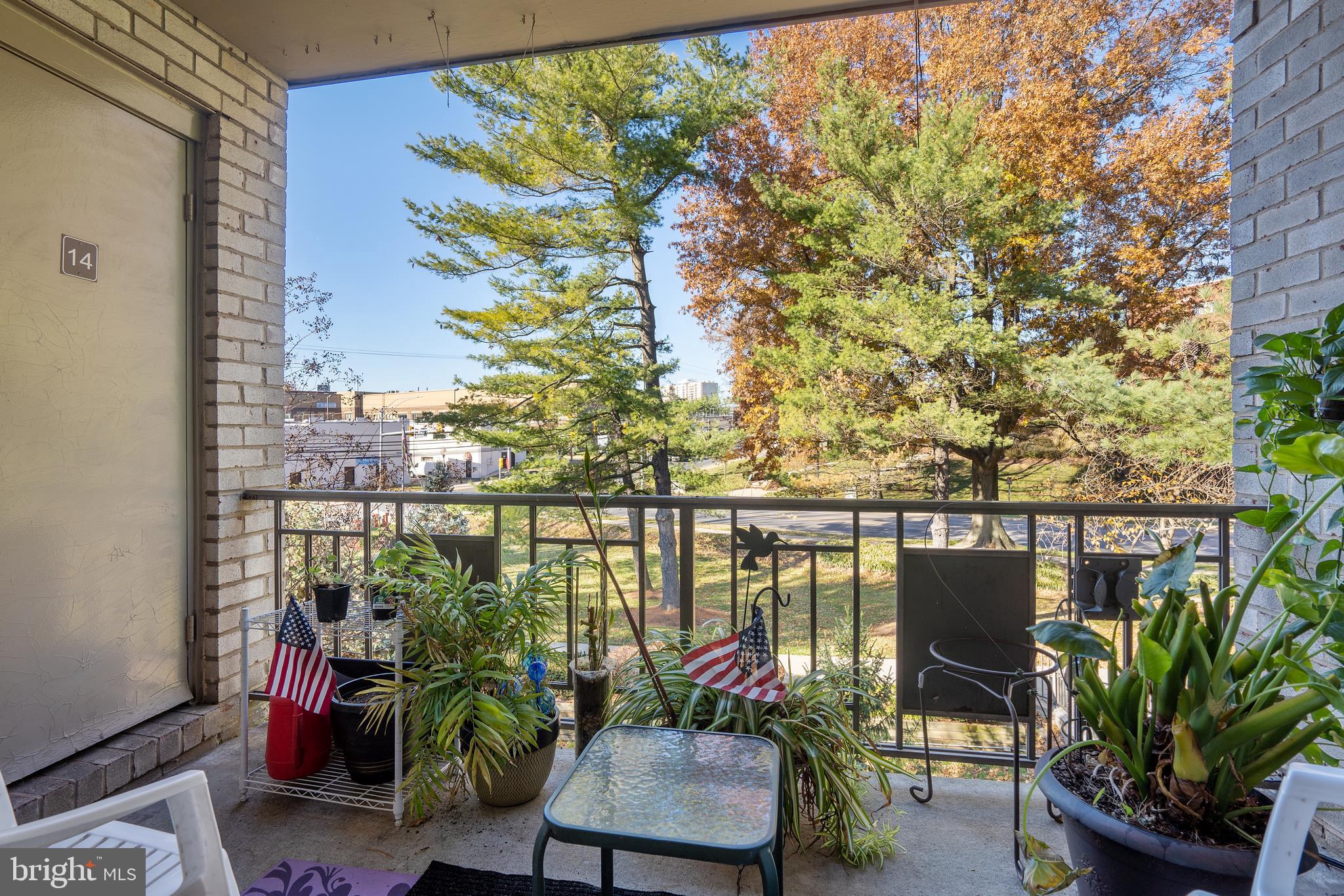 BETHESDA PARK - Residential