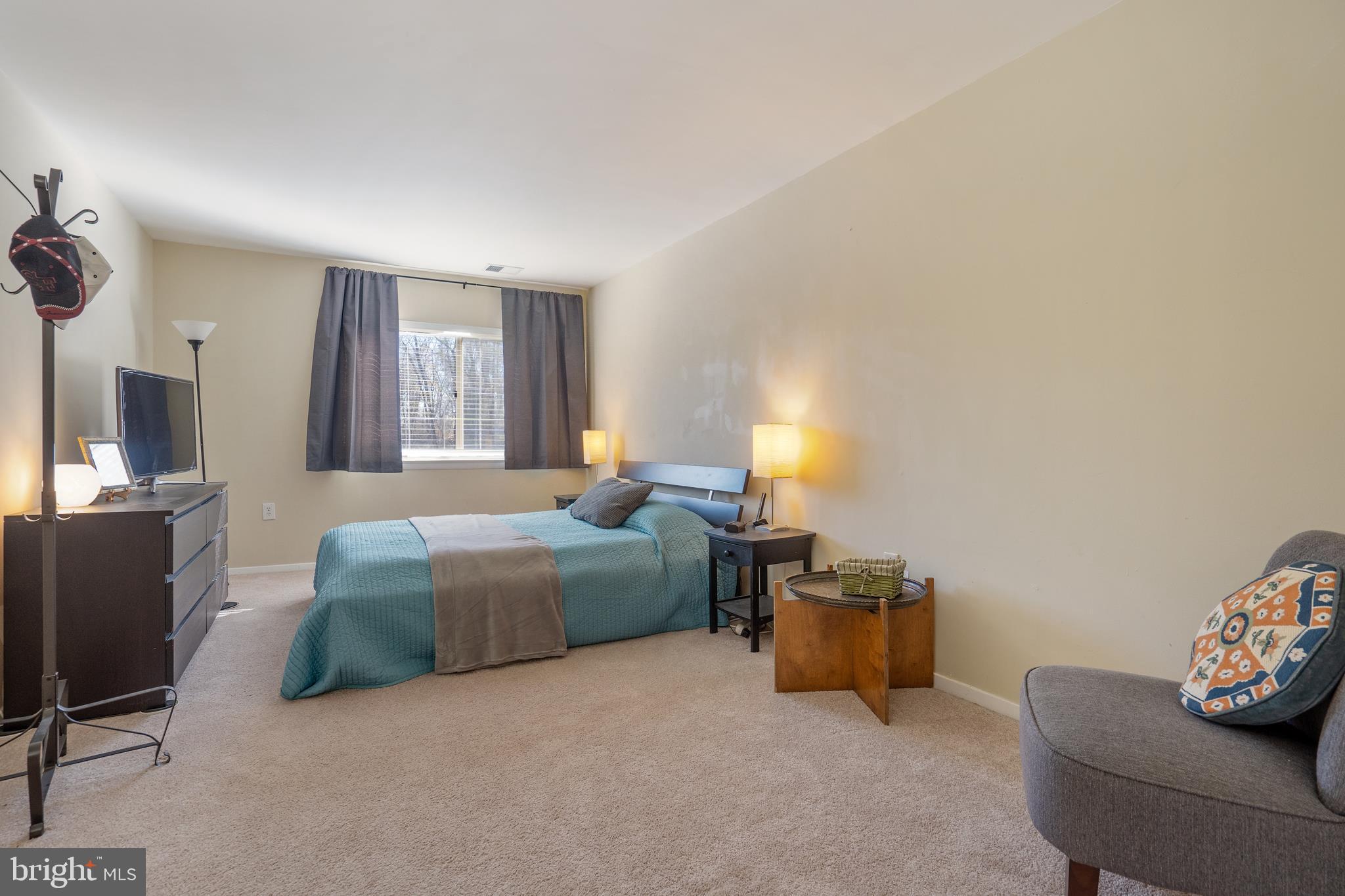 BETHESDA PARK - Residential