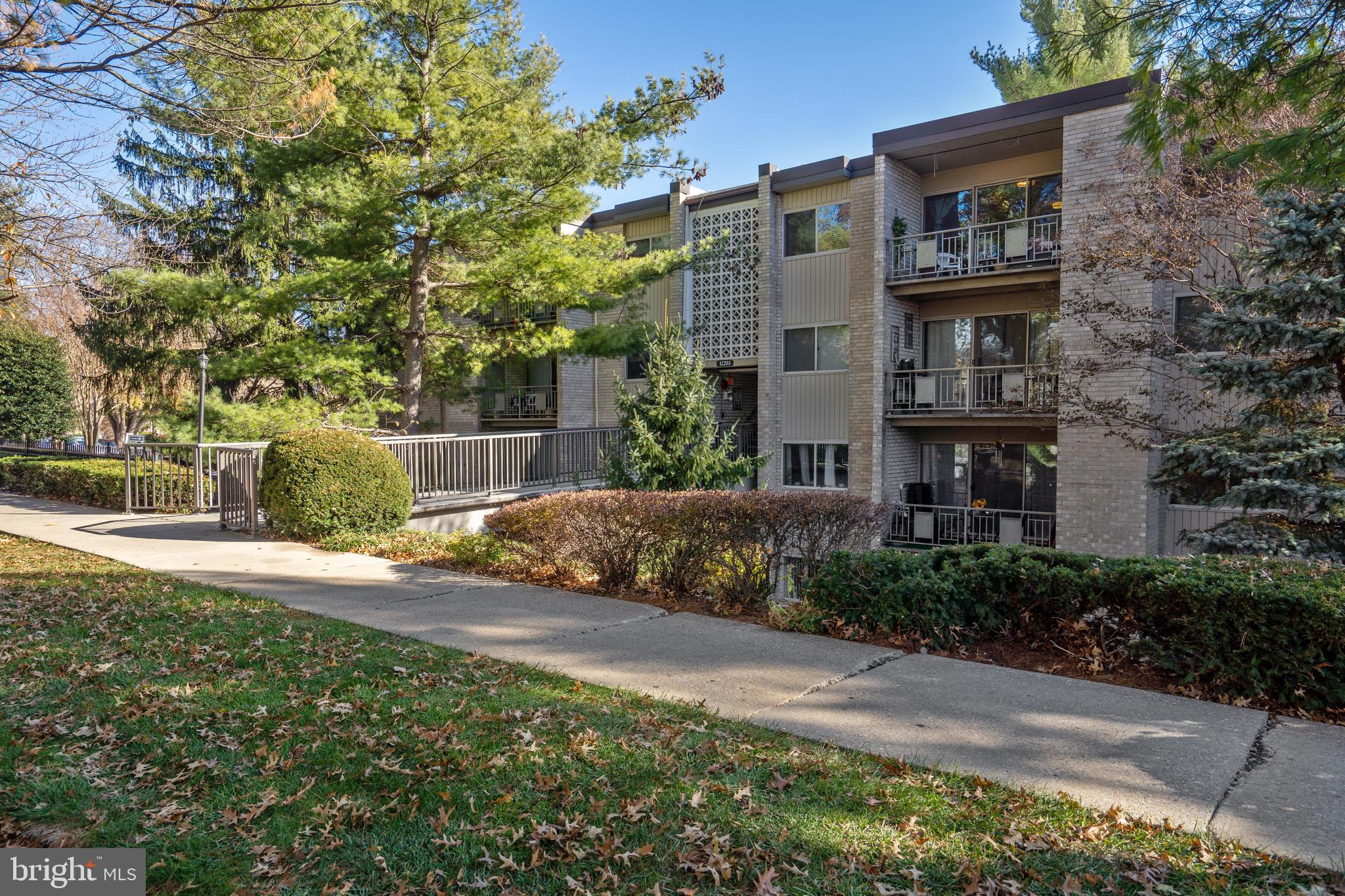 BETHESDA PARK - Residential