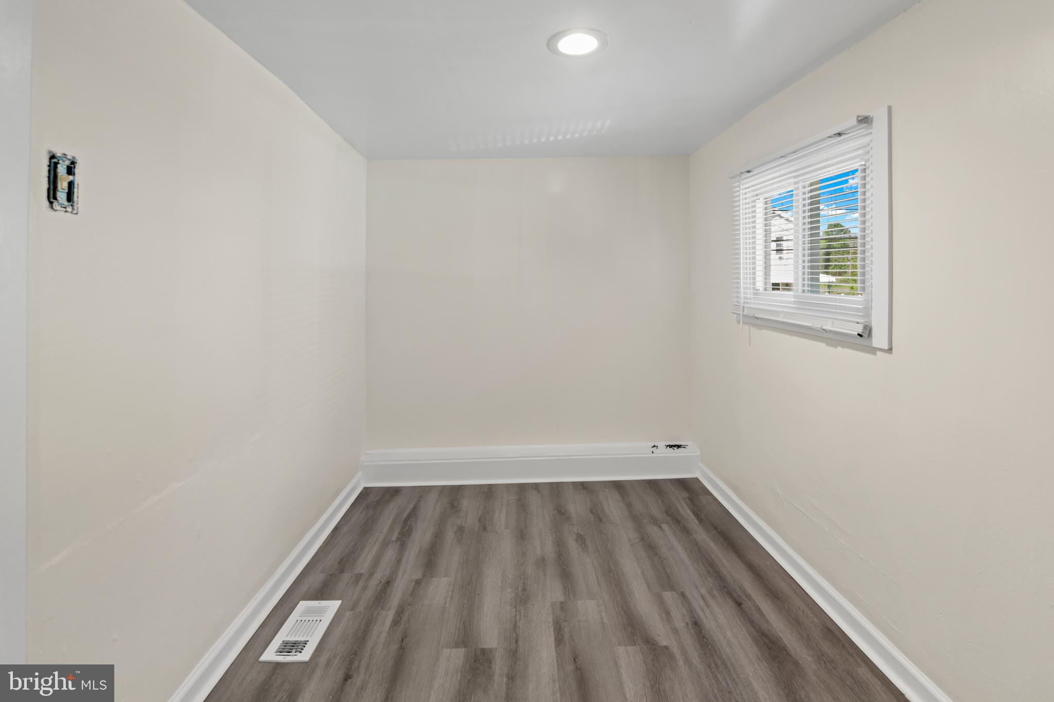 BROOKLYN PARK - Residential