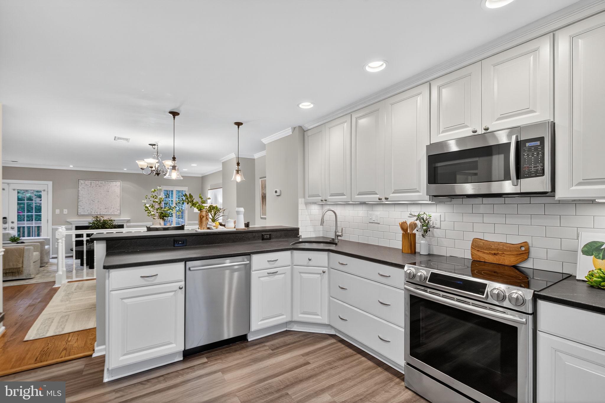 VILLAGE OF MOUNT AIR - Residential