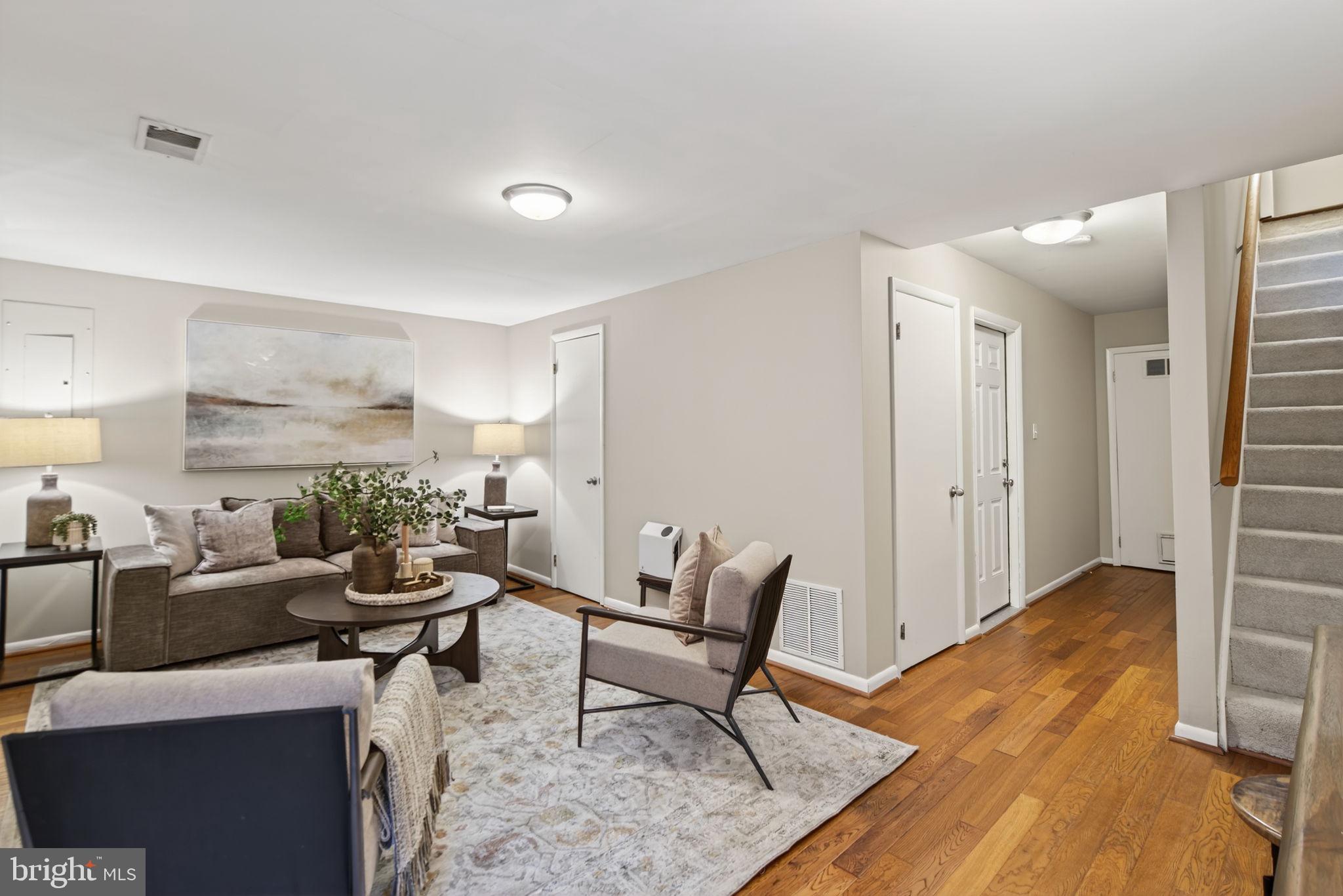 VILLAGE OF MOUNT AIR - Residential