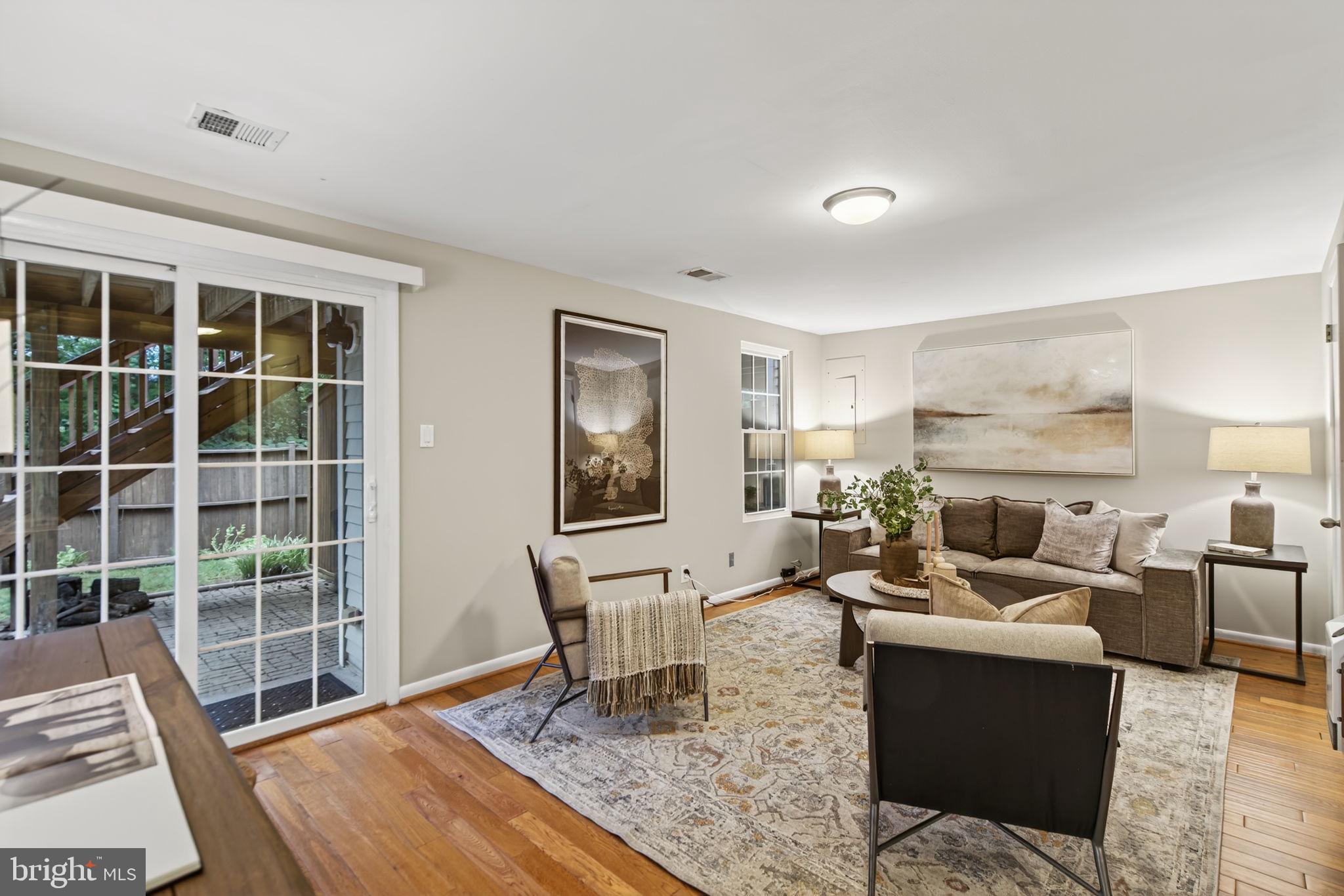 VILLAGE OF MOUNT AIR - Residential