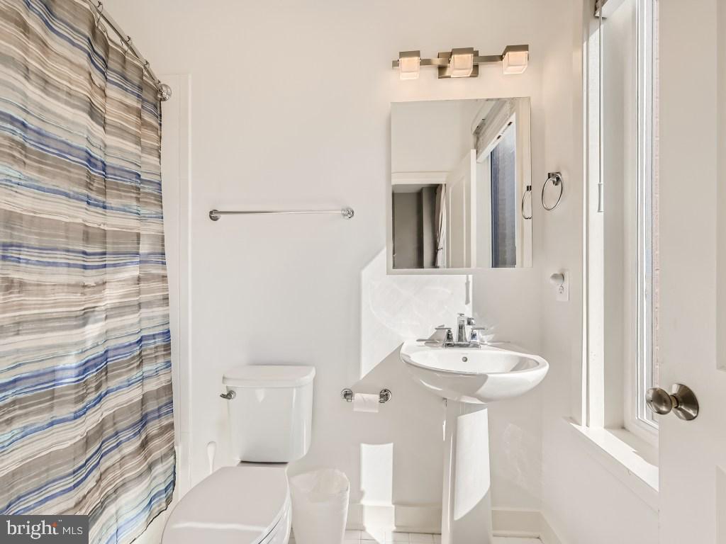 WESTSIDE AT SHADY GROVE METRO - Residential Lease