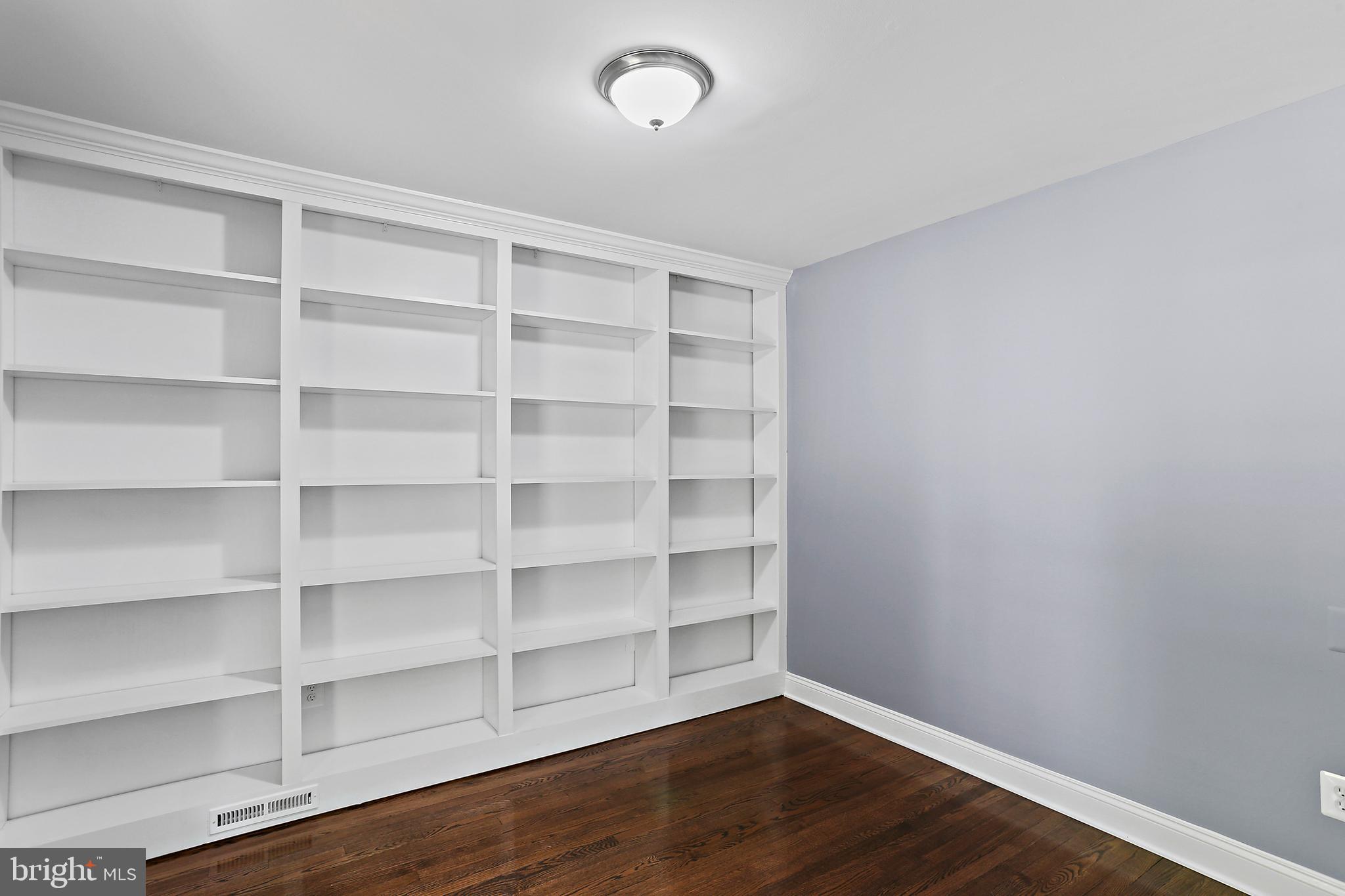 WILLOW RIDGE - Residential