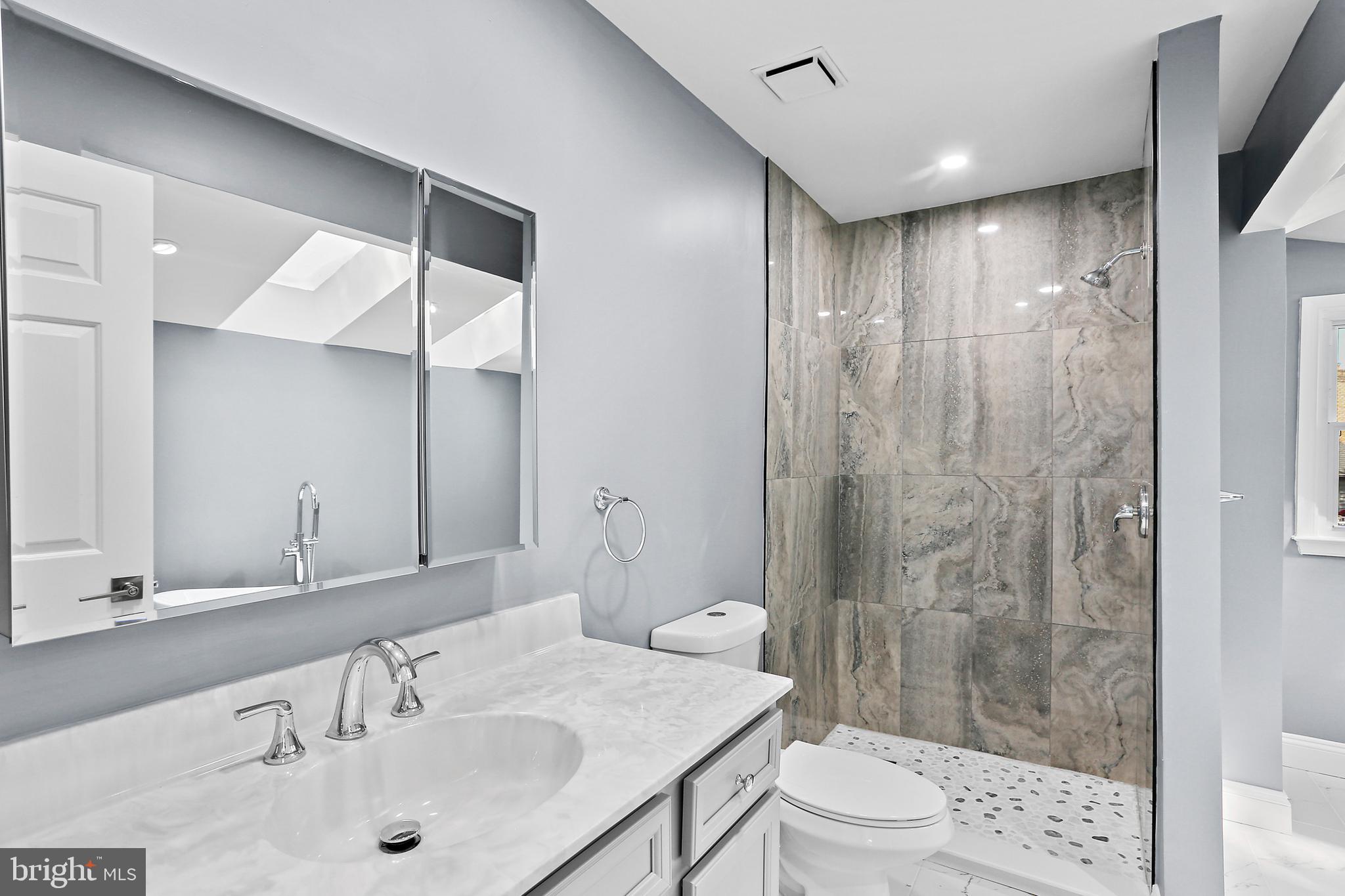 WILLOW RIDGE - Residential