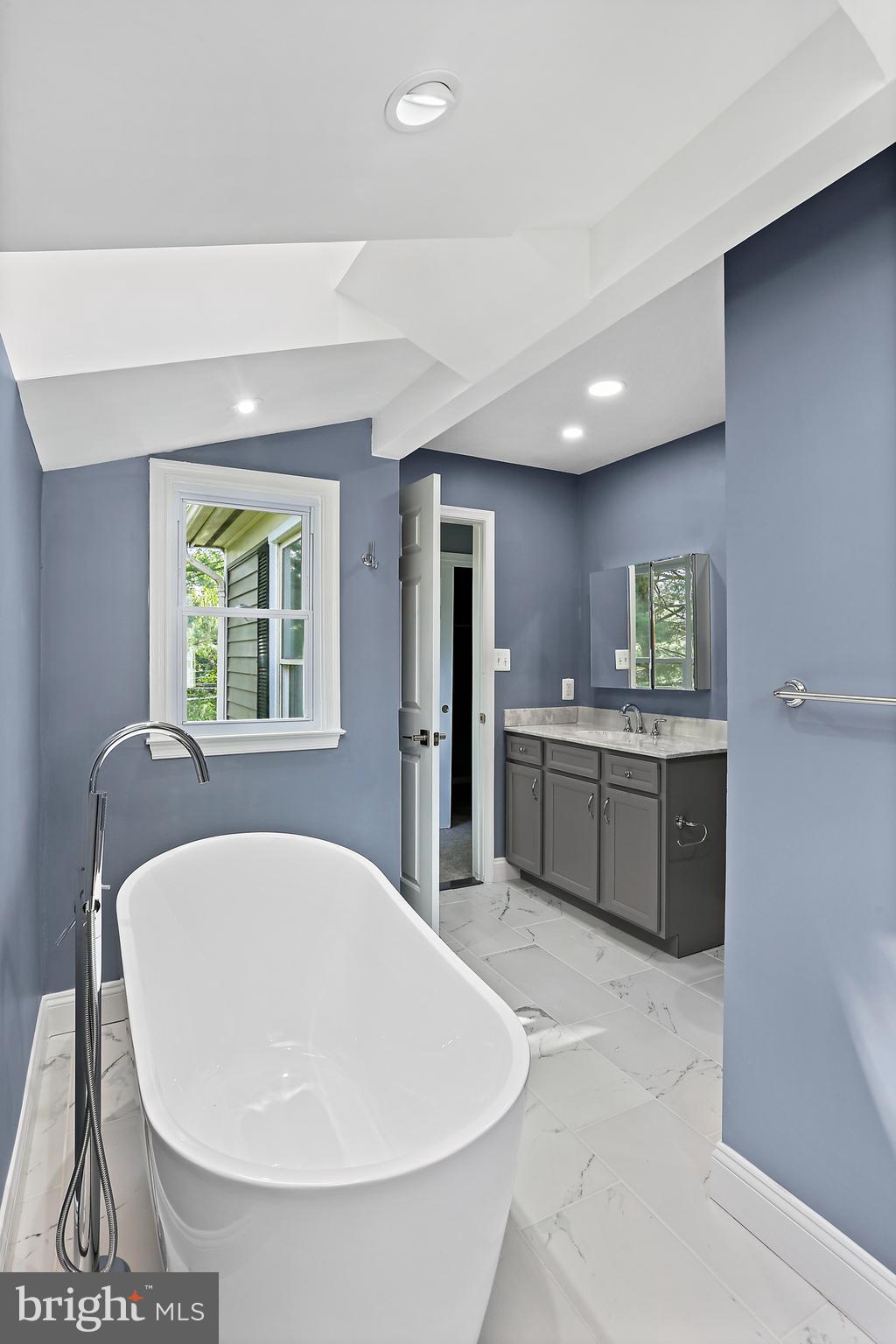 WILLOW RIDGE - Residential