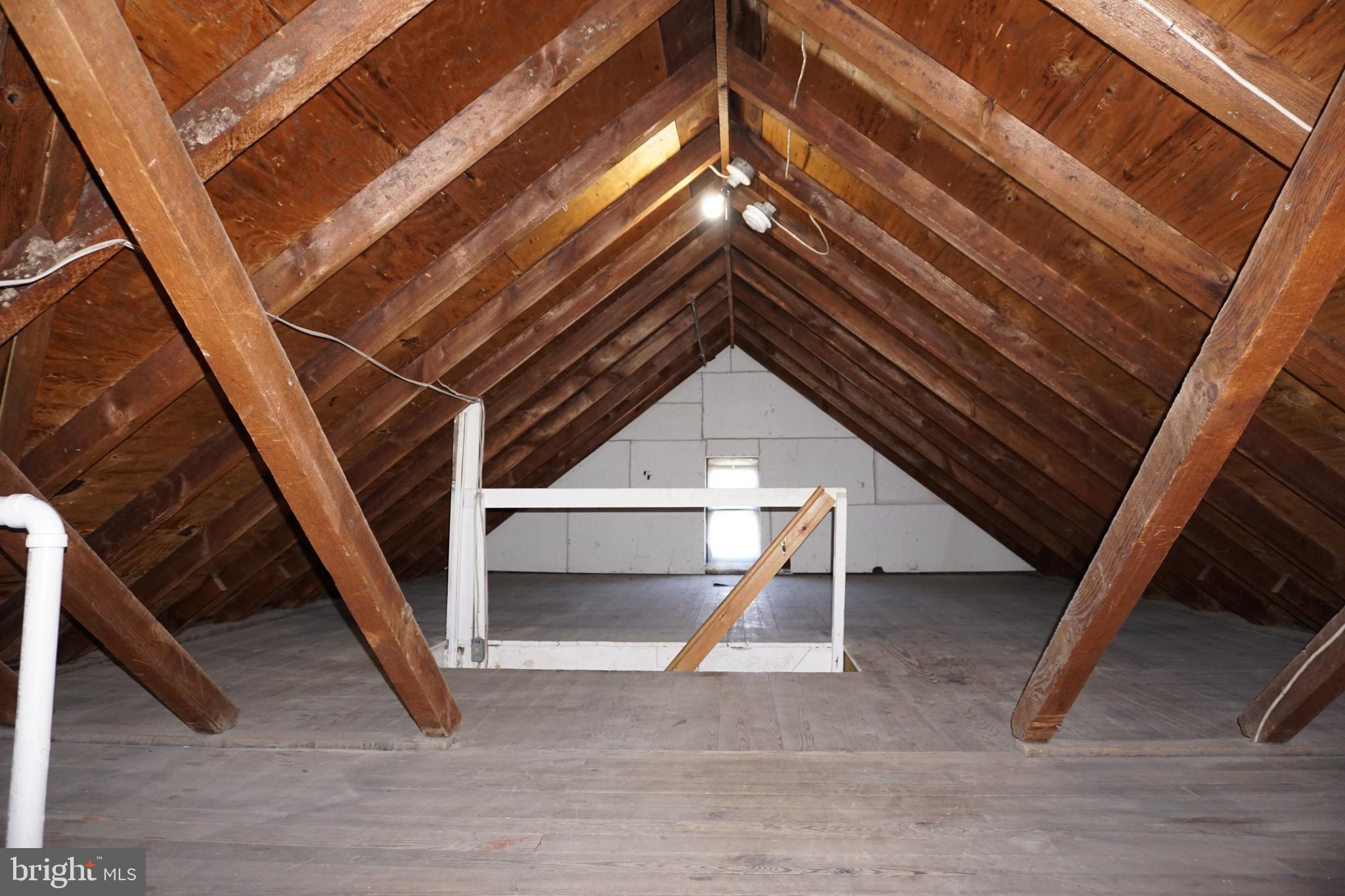 AUTUMN RIDGE - Residential