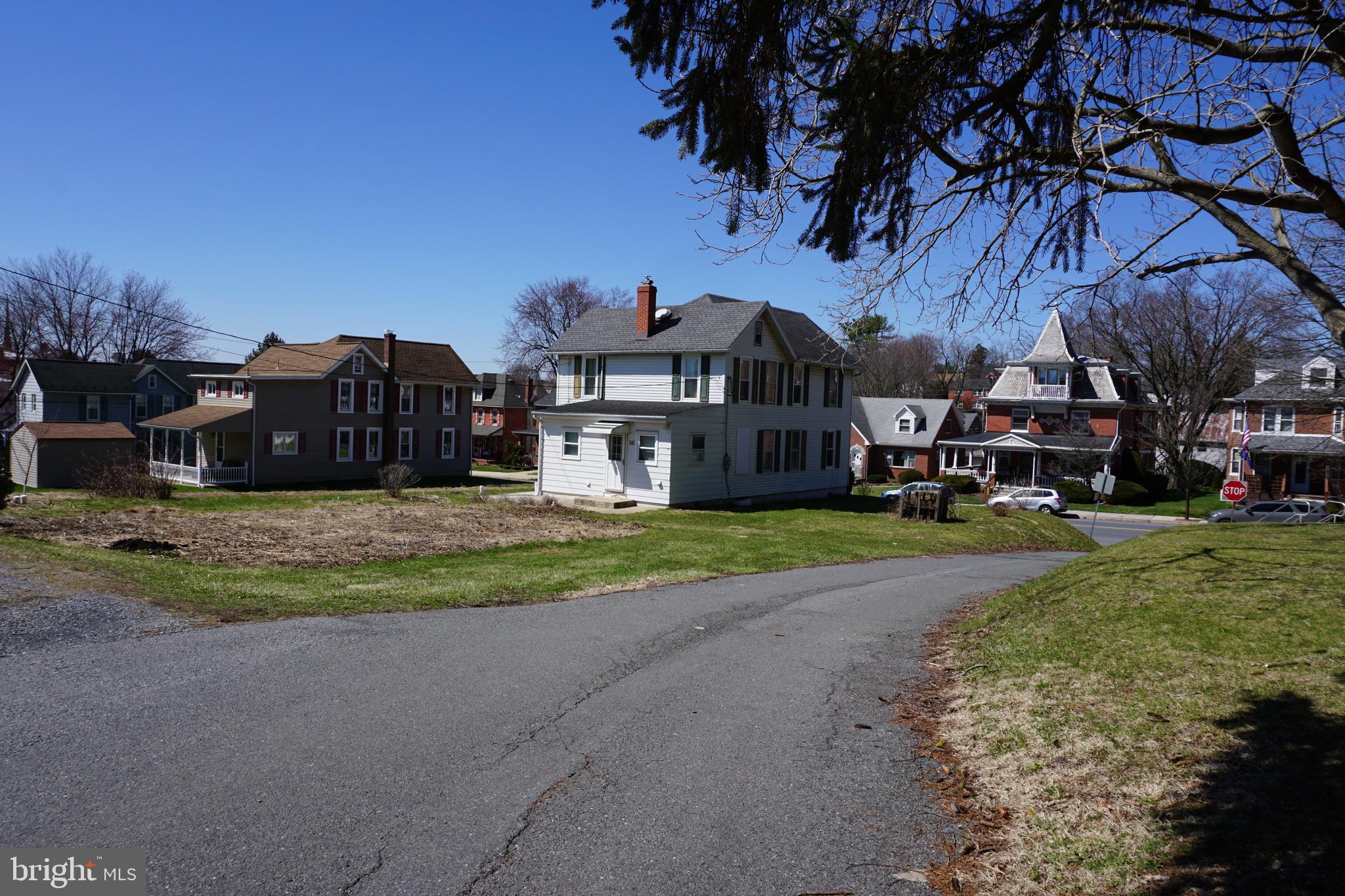AUTUMN RIDGE - Residential