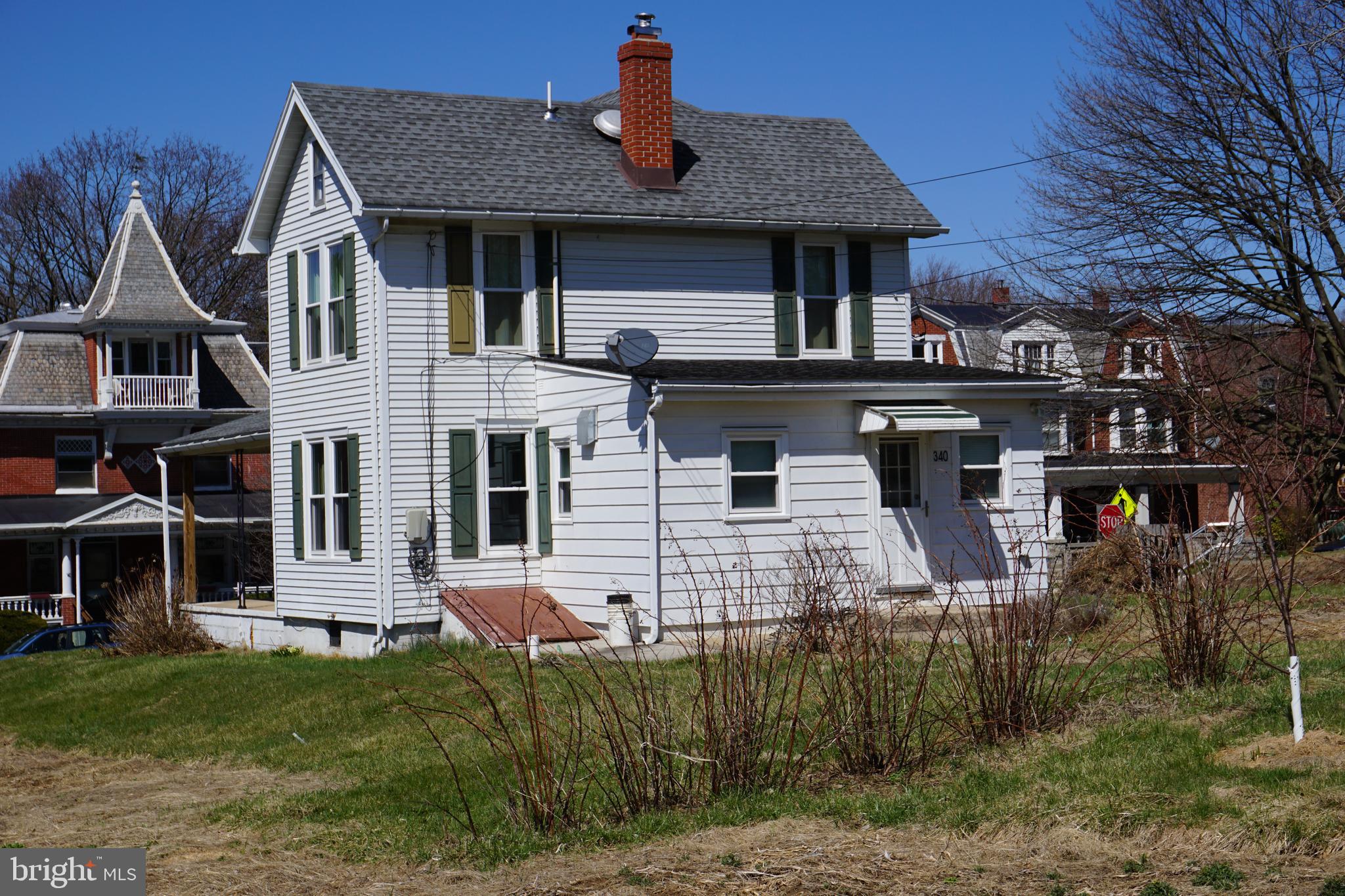 AUTUMN RIDGE - Residential