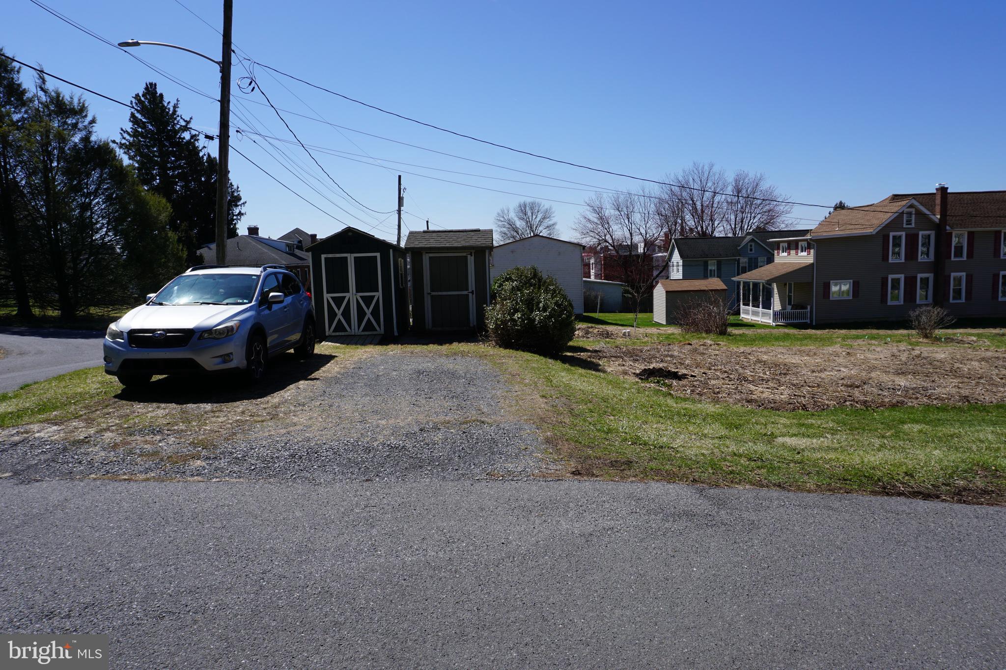 AUTUMN RIDGE - Residential