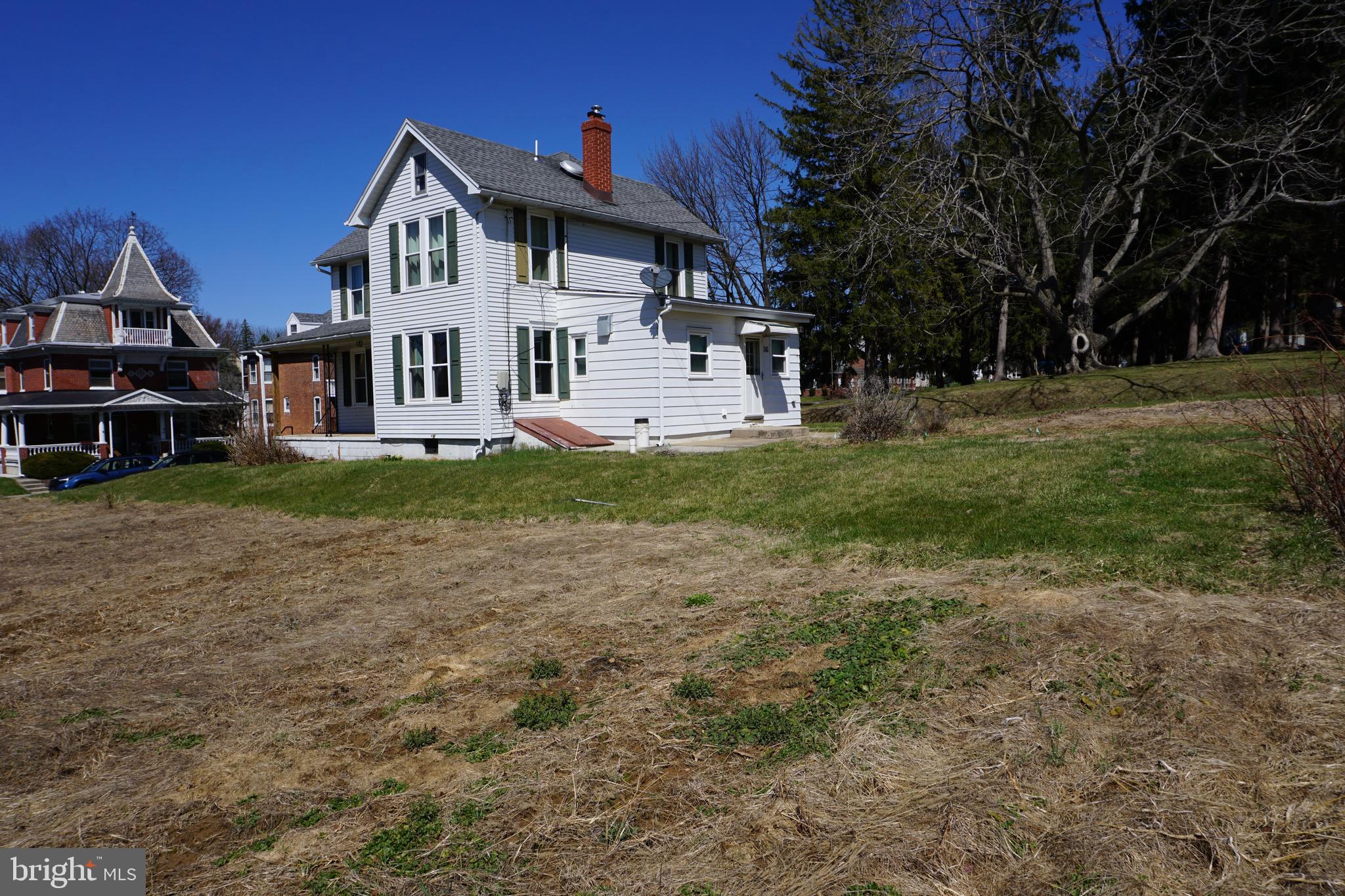 AUTUMN RIDGE - Residential