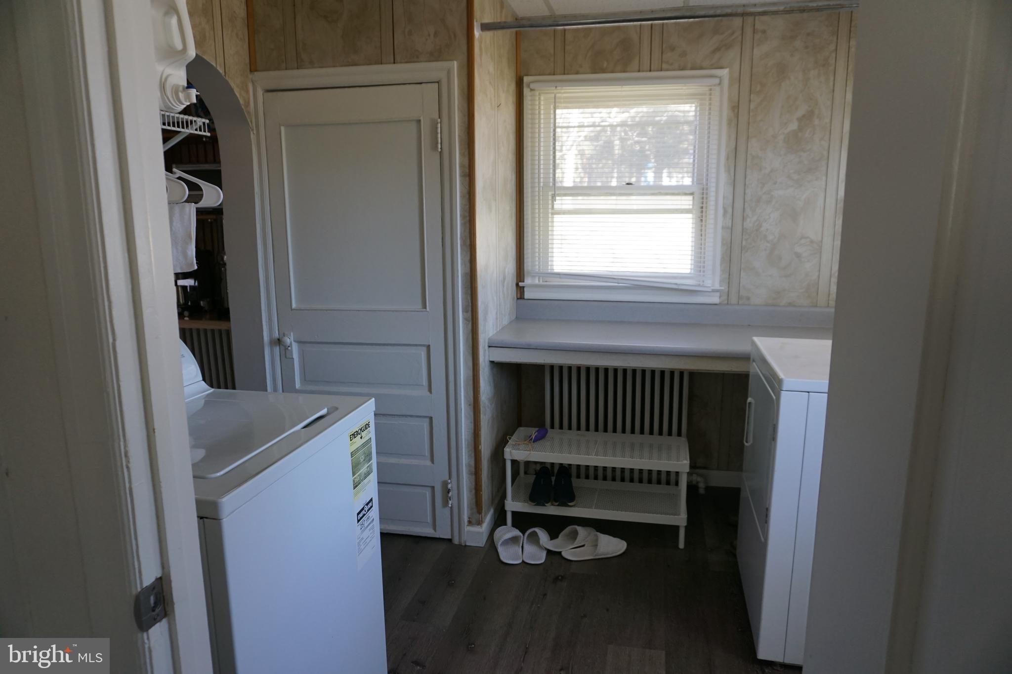 AUTUMN RIDGE - Residential