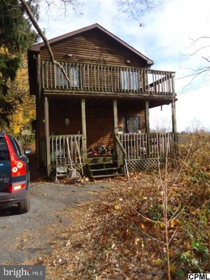 3 BR 2 BA home, fireplace in living room. Master bedroom with master bath. Den and finished attic. Close to interstates.