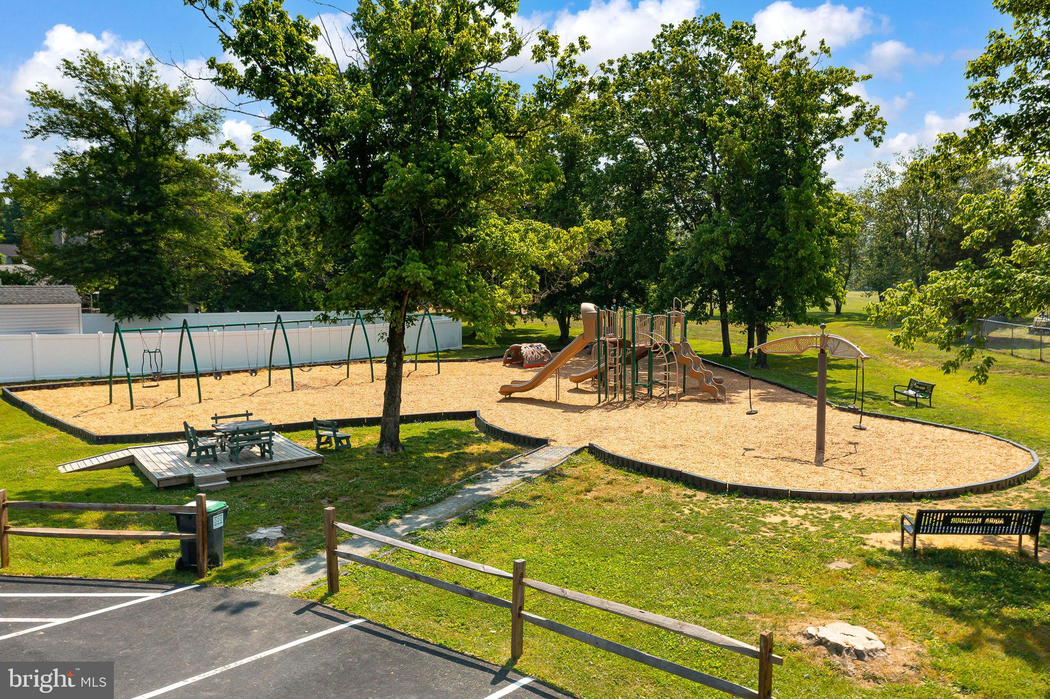 AQUIA HARBOUR - Residential