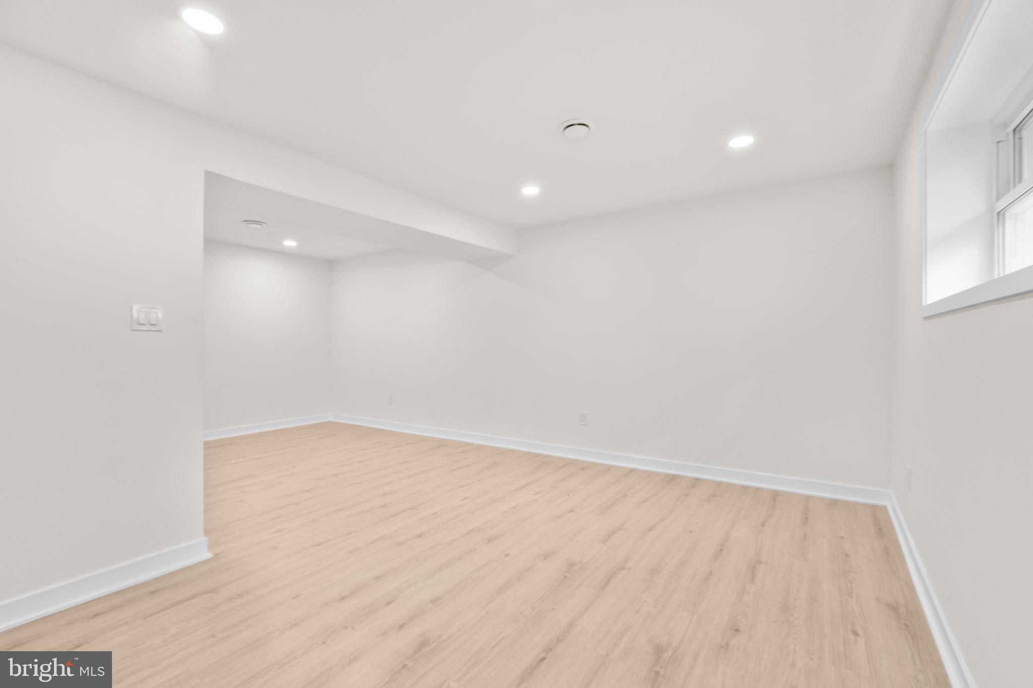 AQUIA HARBOUR - Residential