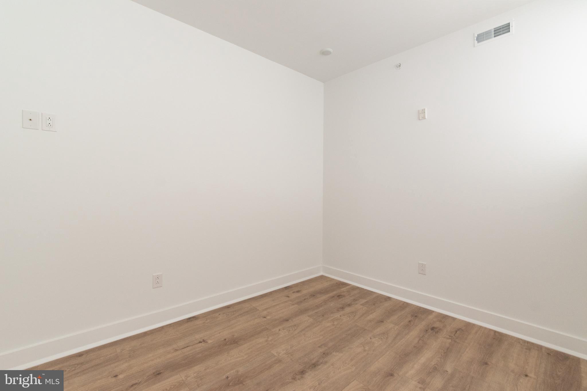 POINT BREEZE - Residential Lease