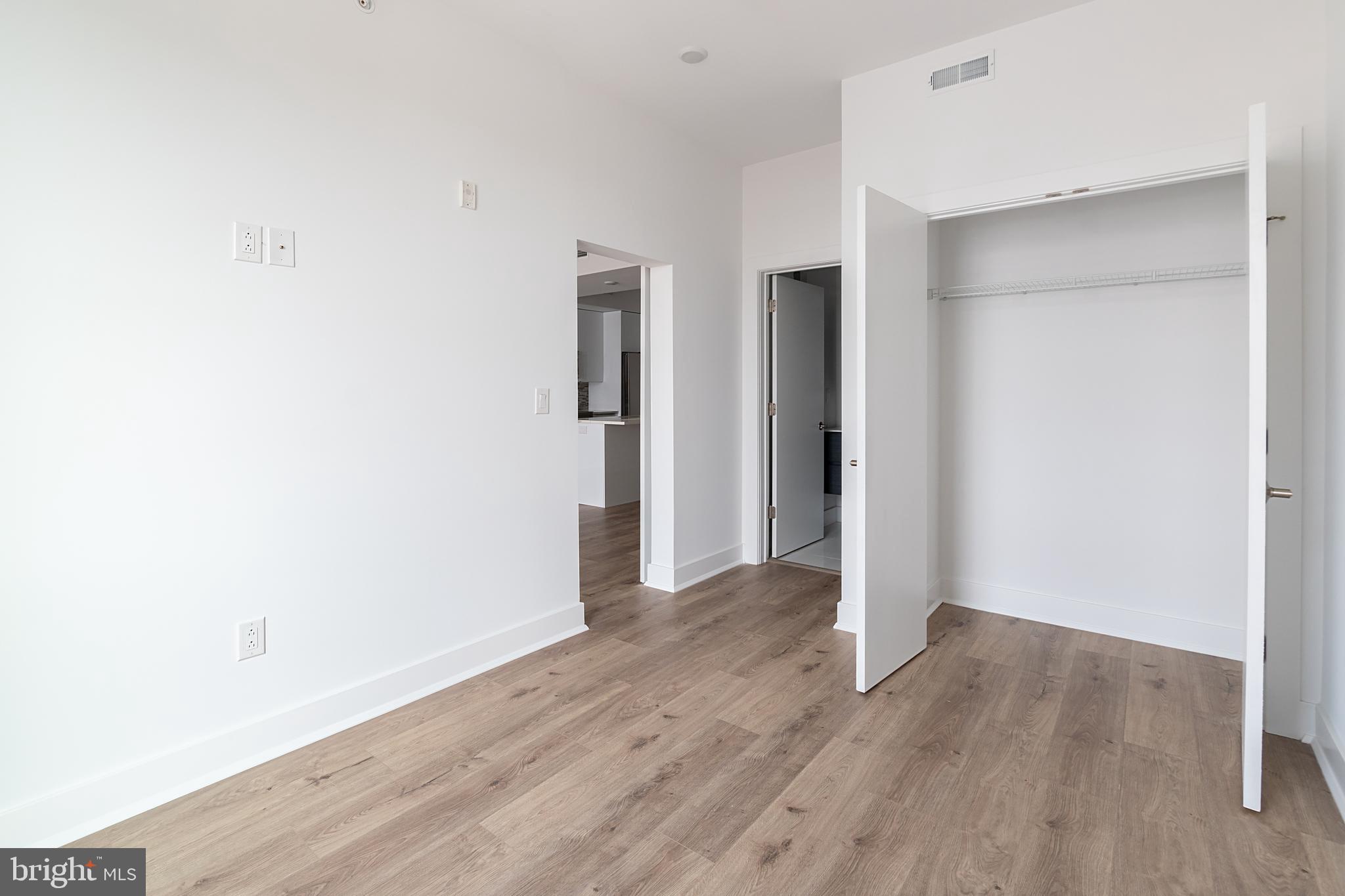 POINT BREEZE - Residential Lease