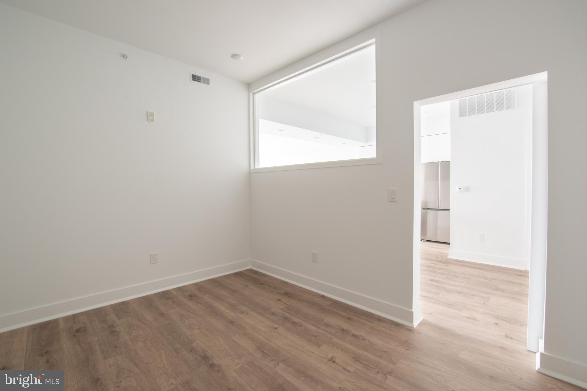 POINT BREEZE - Residential Lease