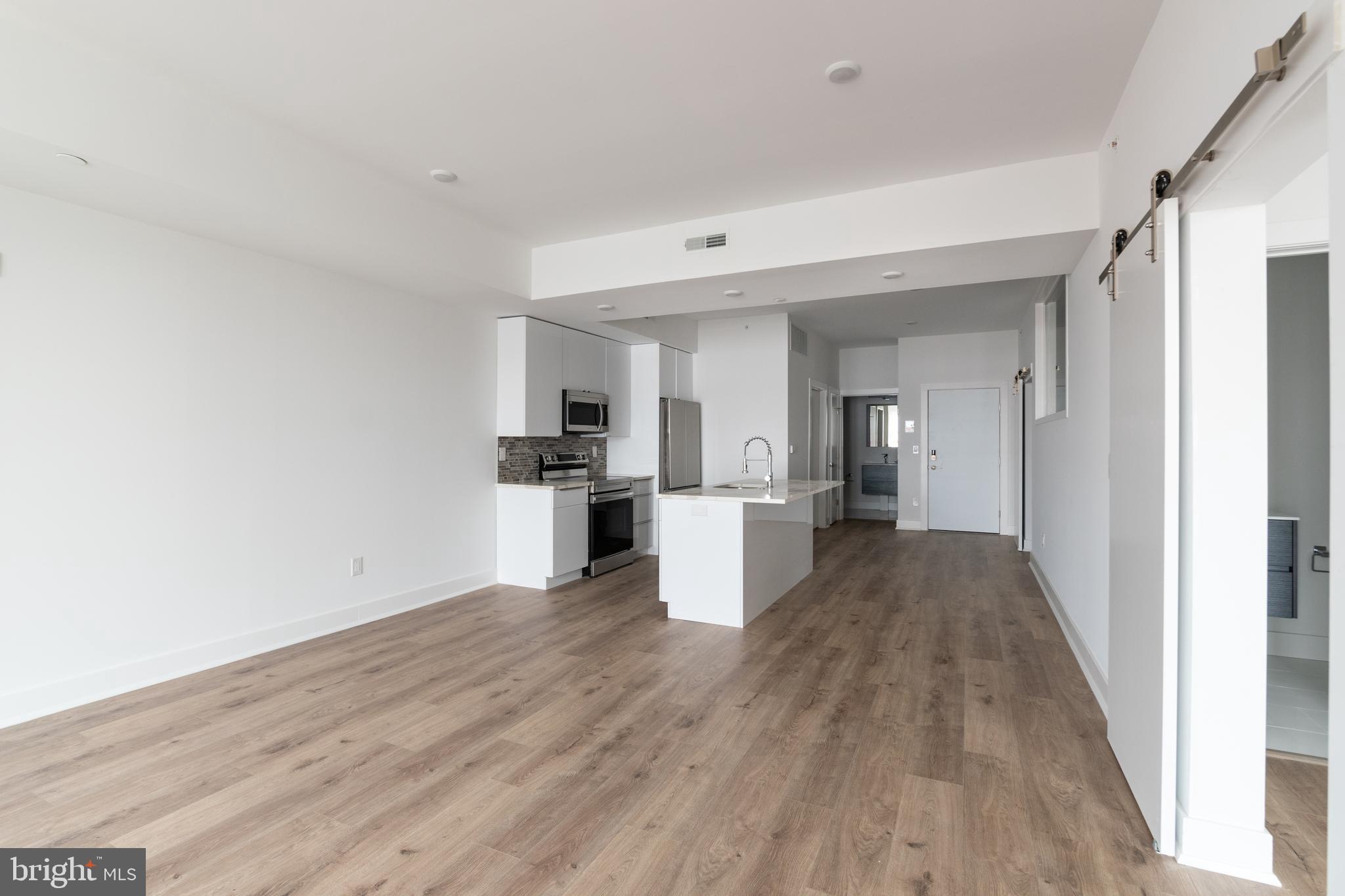 POINT BREEZE - Residential Lease