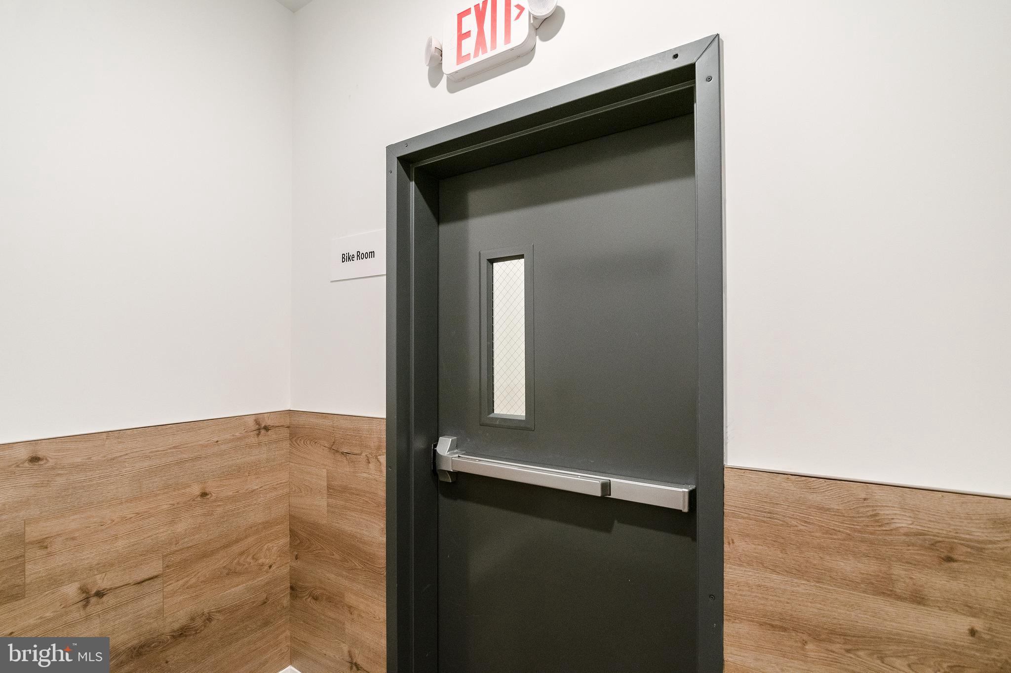 POINT BREEZE - Residential Lease