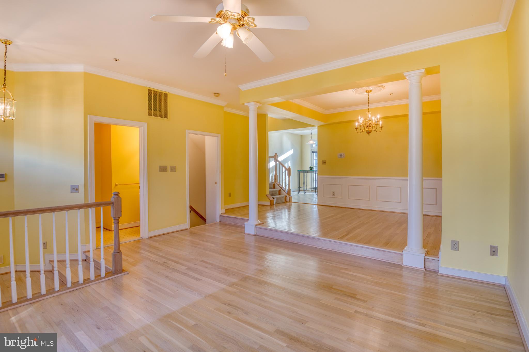 QUINCE ORCHARD KNOLLS - Residential