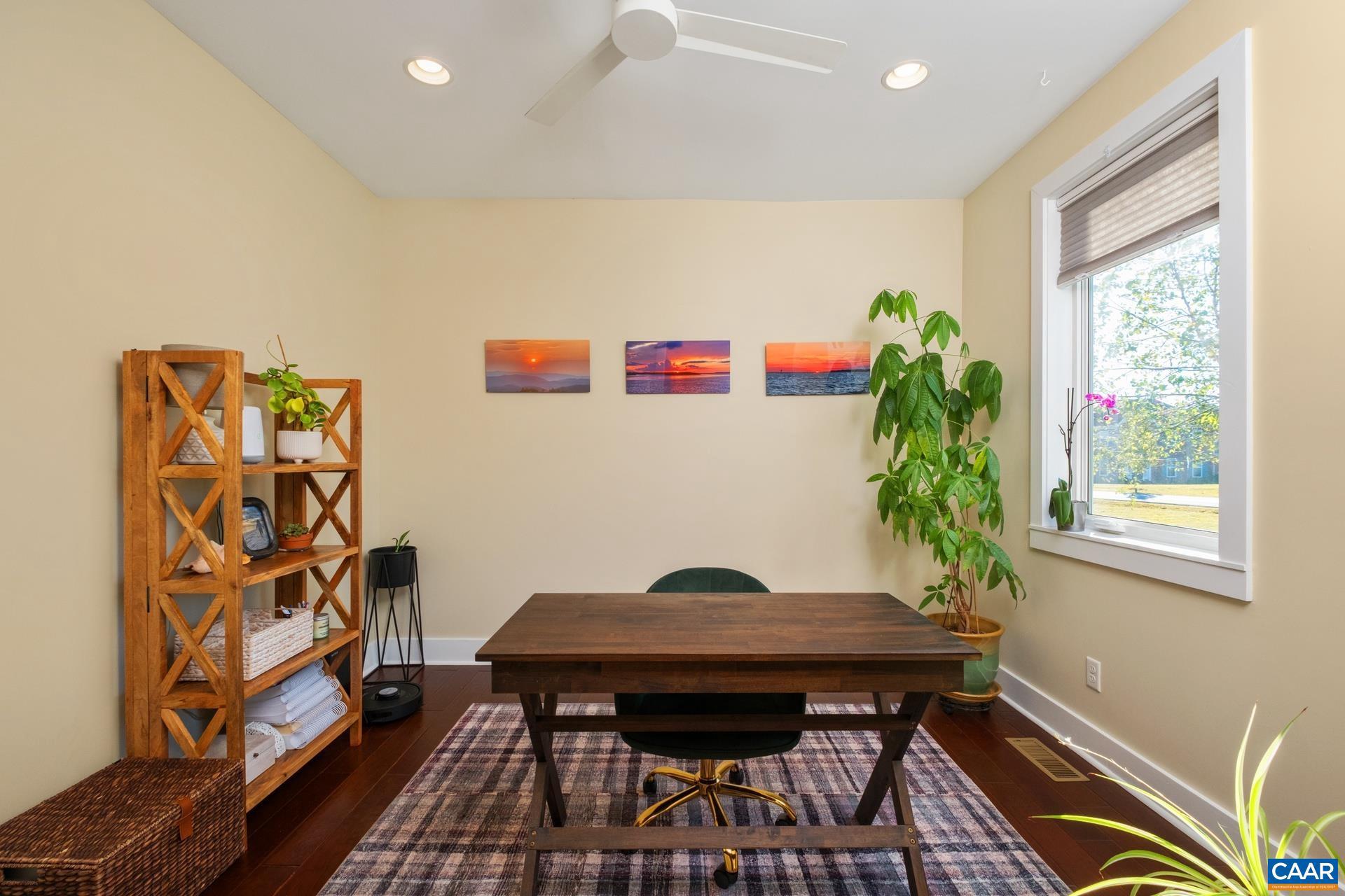 GODALMING - Residential