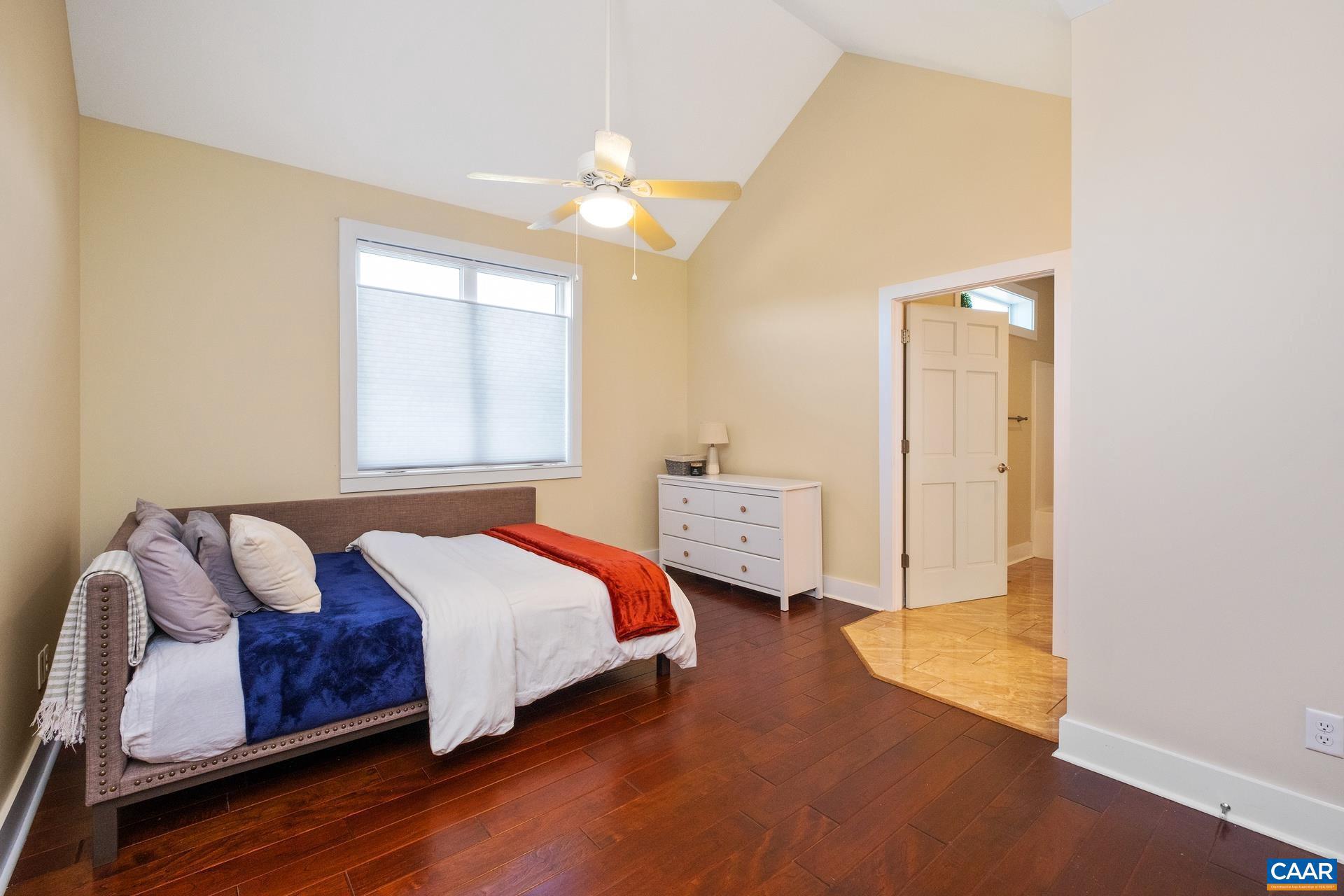 GODALMING - Residential