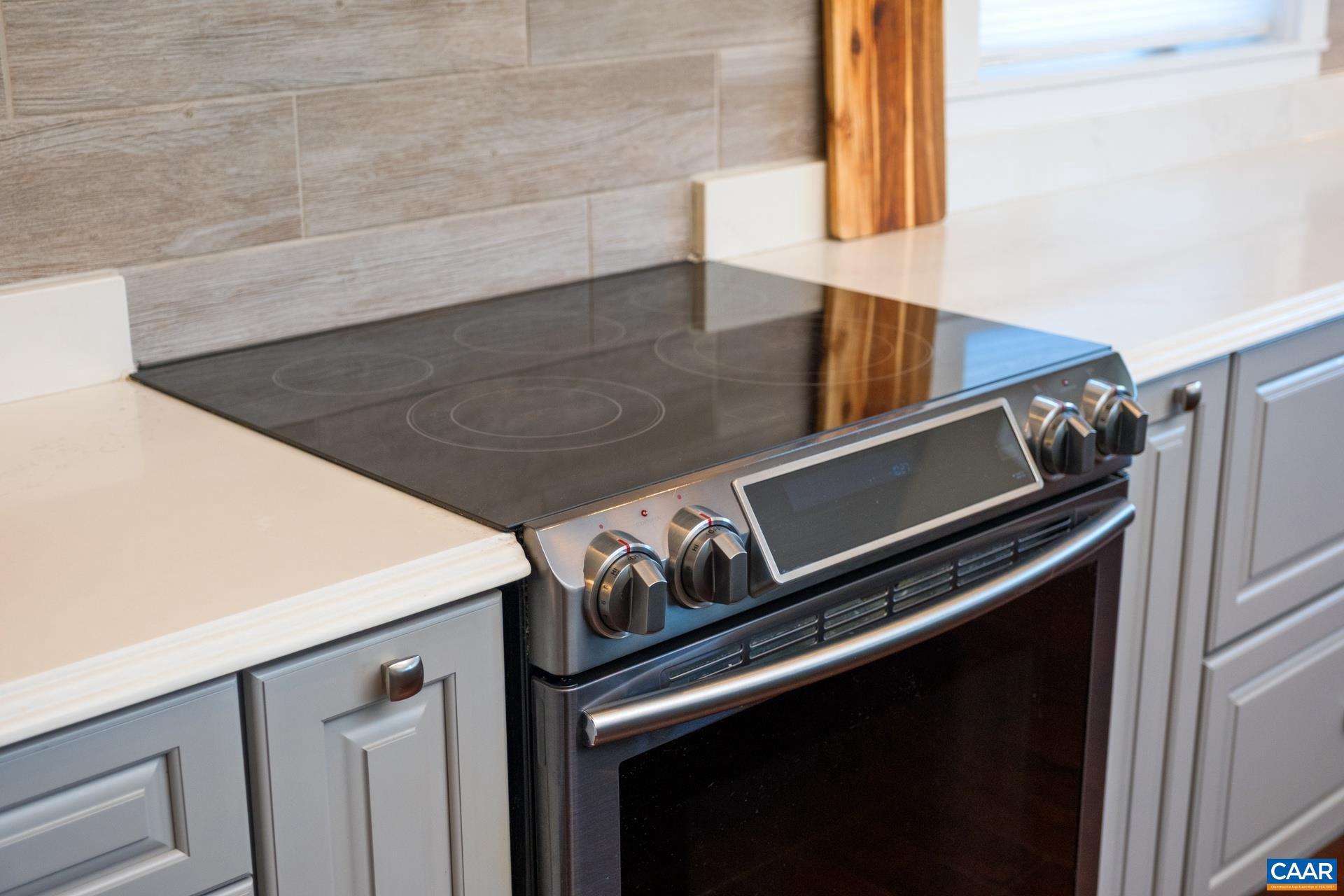 GODALMING - Residential