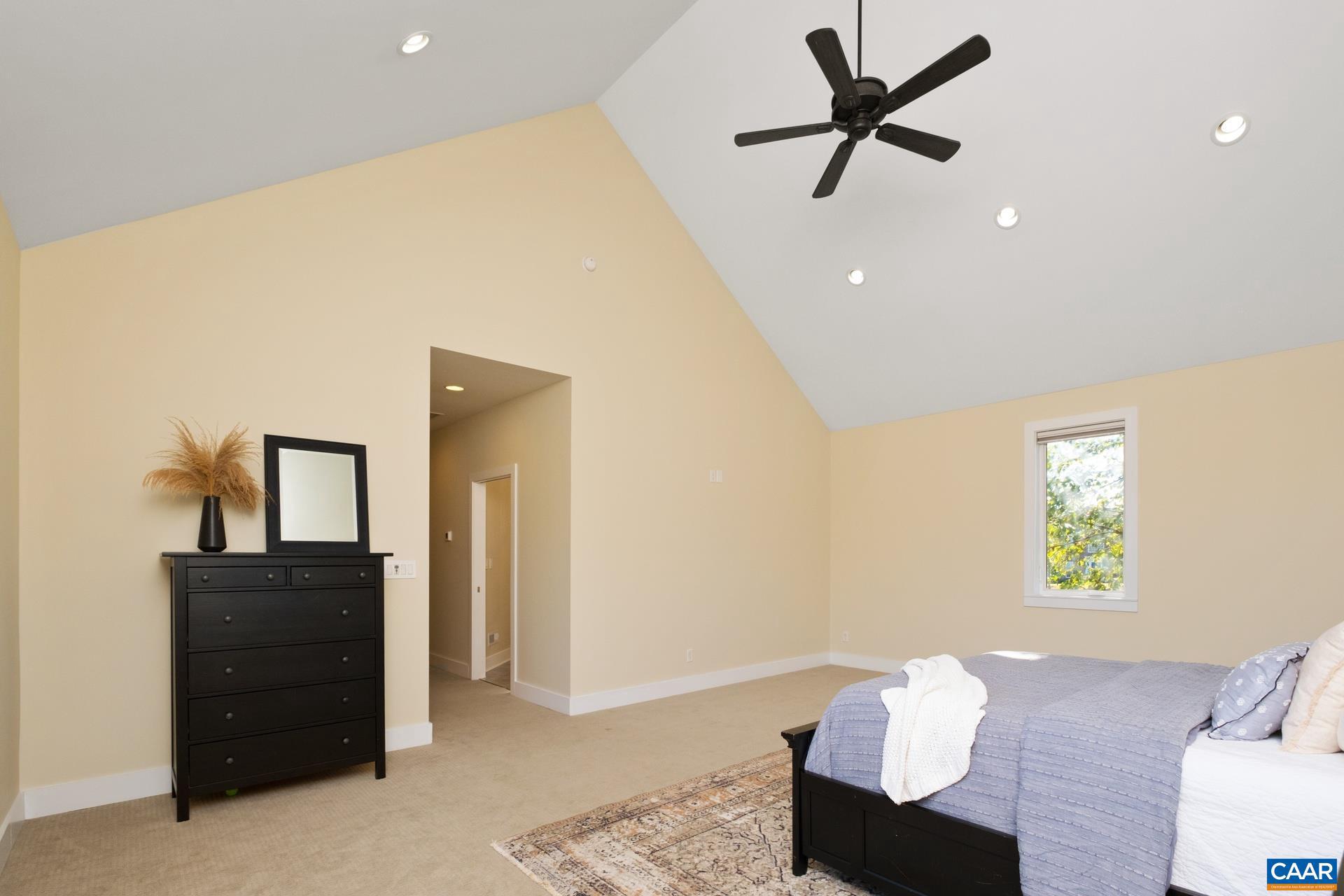 GODALMING - Residential