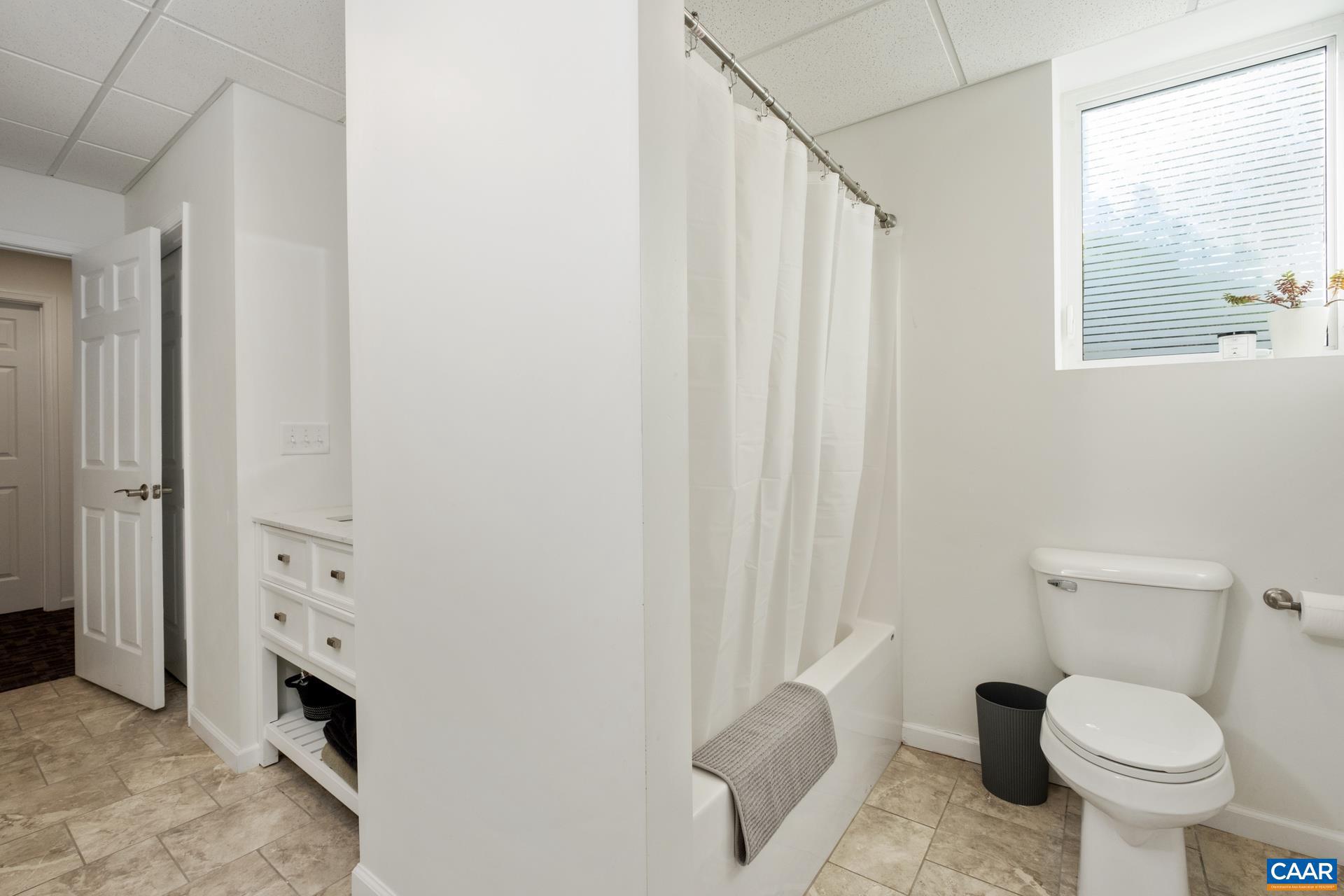 GODALMING - Residential