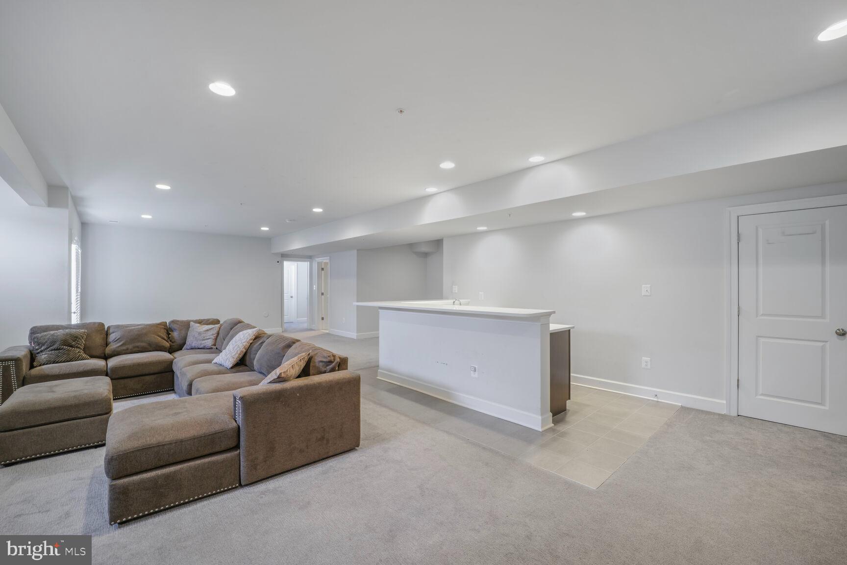 VILLAGES OF SAVANNAH - Residential