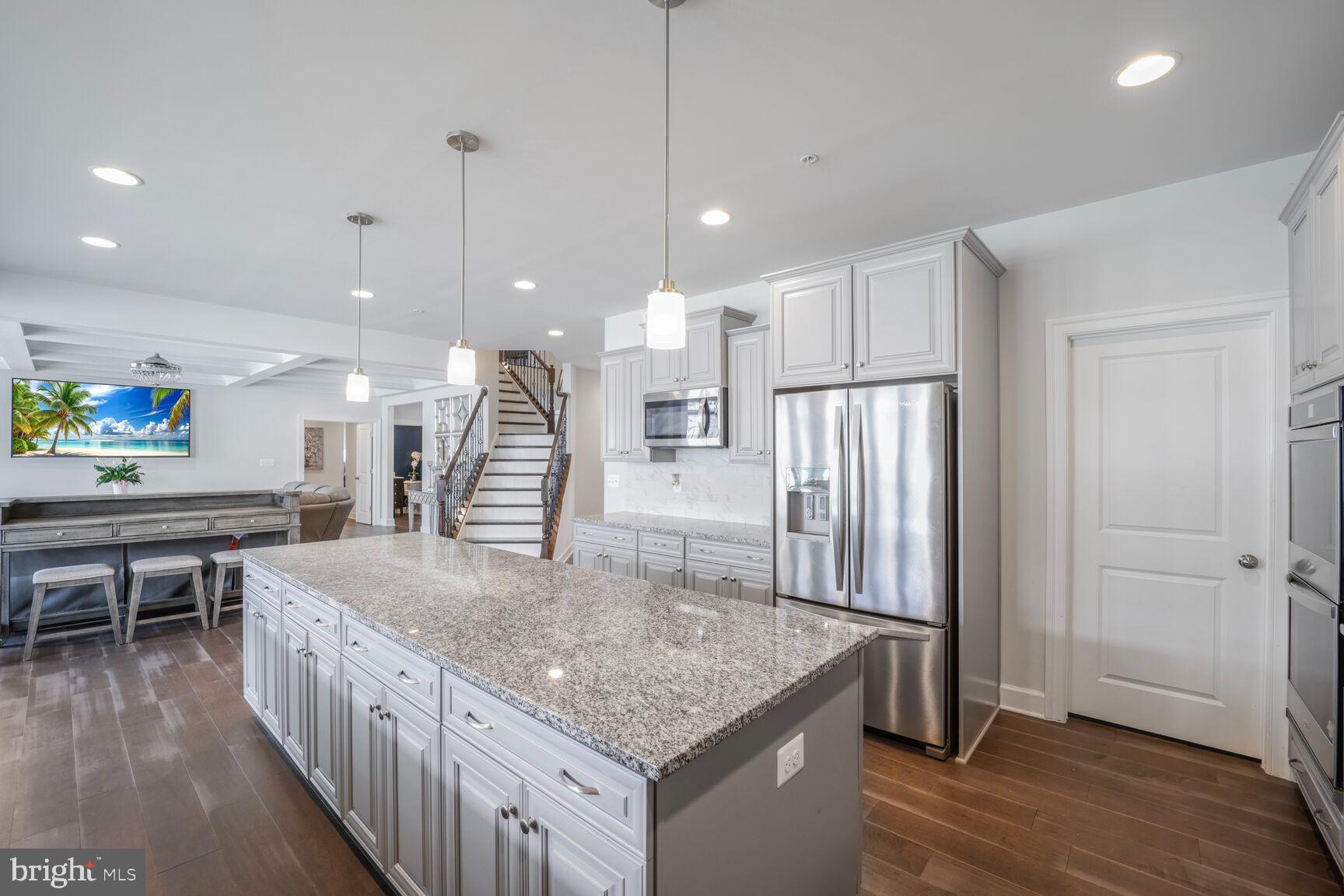 VILLAGES OF SAVANNAH - Residential