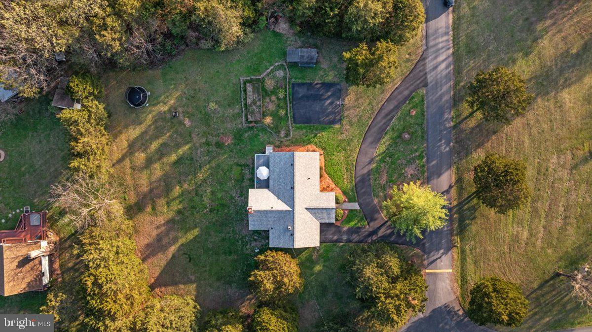 SHEN RIVER LAKES - Residential