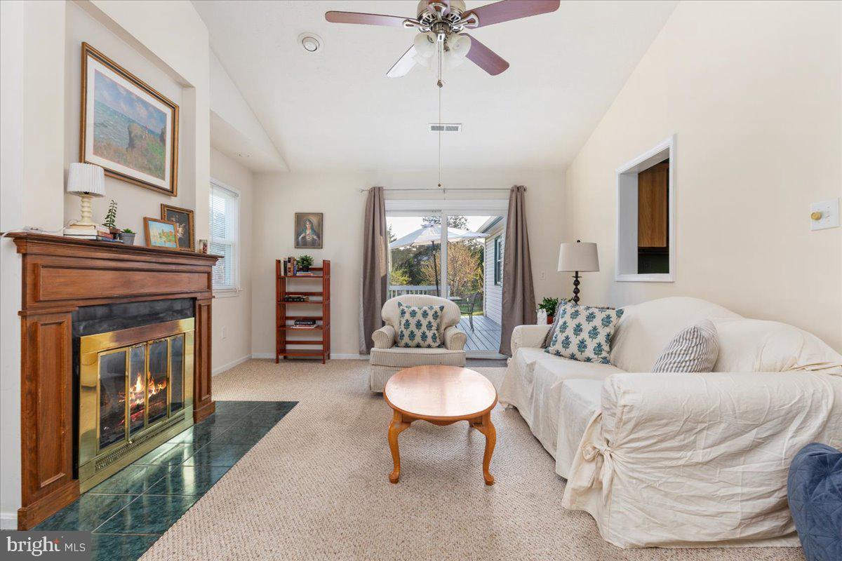 SHEN RIVER LAKES - Residential