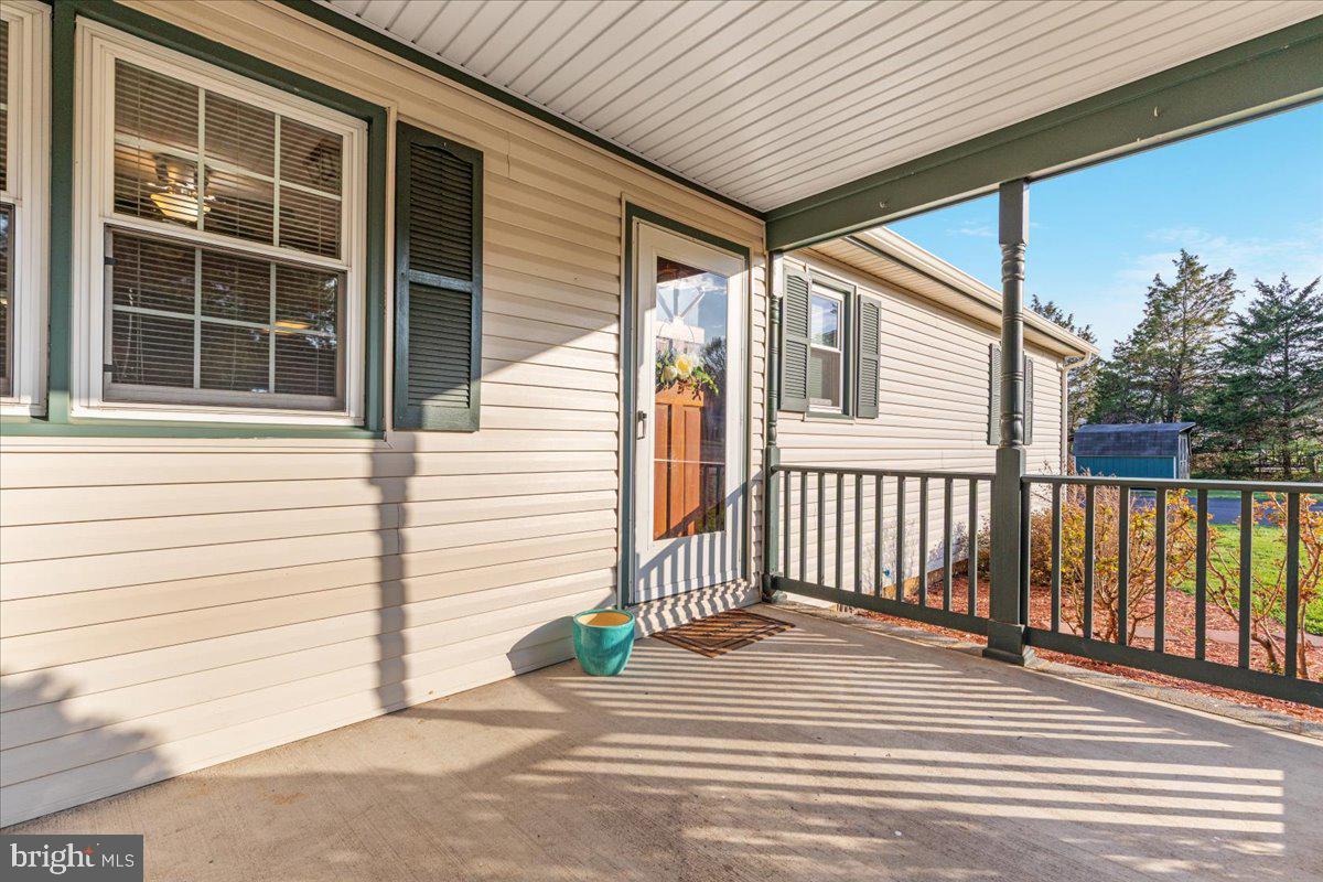 SHEN RIVER LAKES - Residential