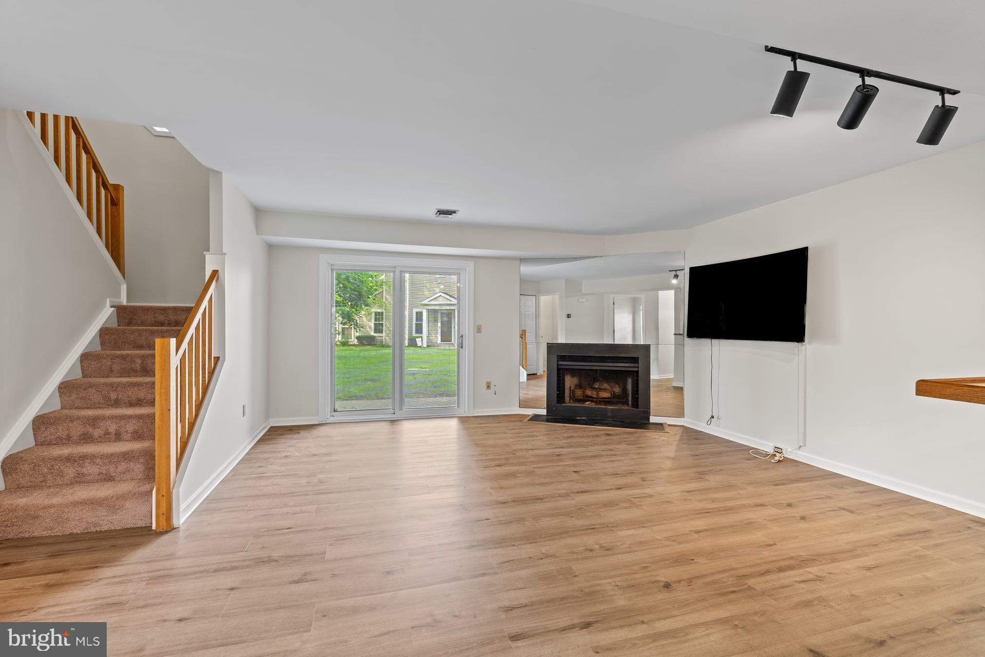 ROCKLEDGE - Residential