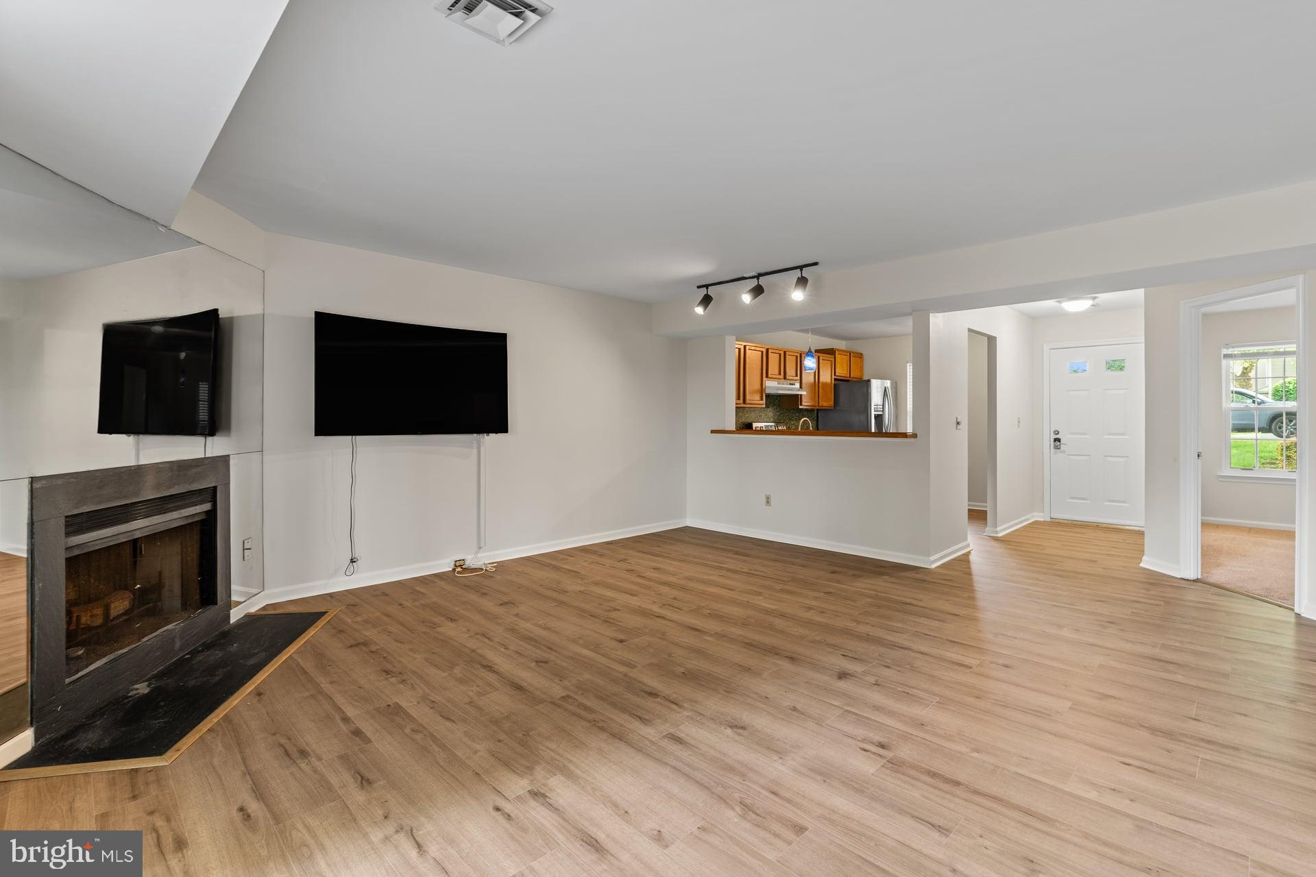ROCKLEDGE - Residential