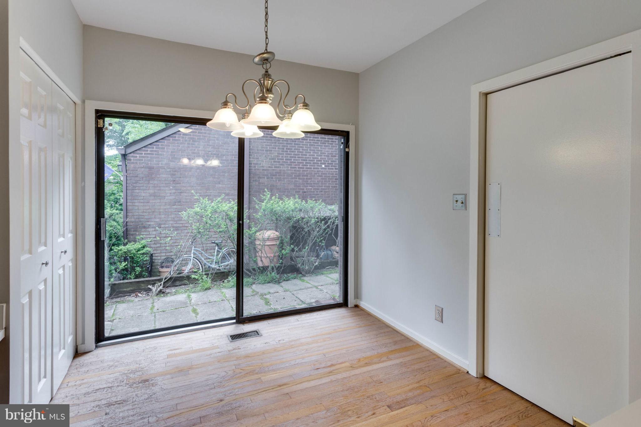 GREAT OAKS - Residential