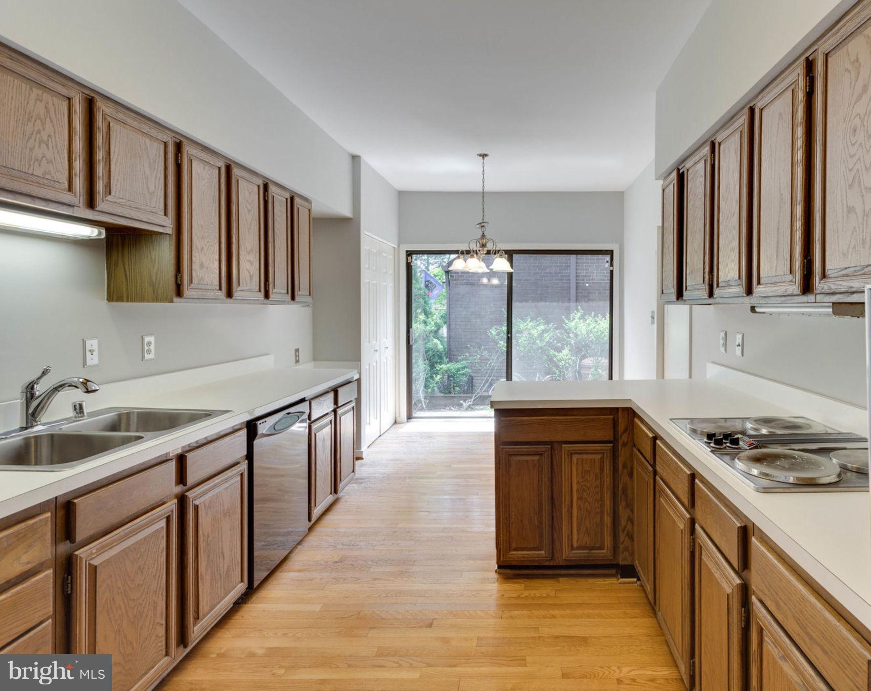 GREAT OAKS - Residential