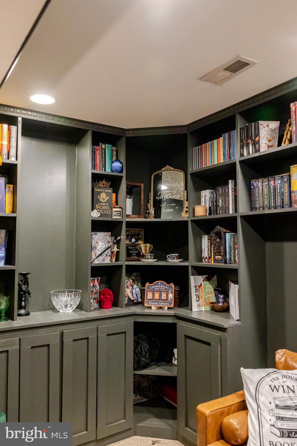 AUSTIN RIDGE - Residential