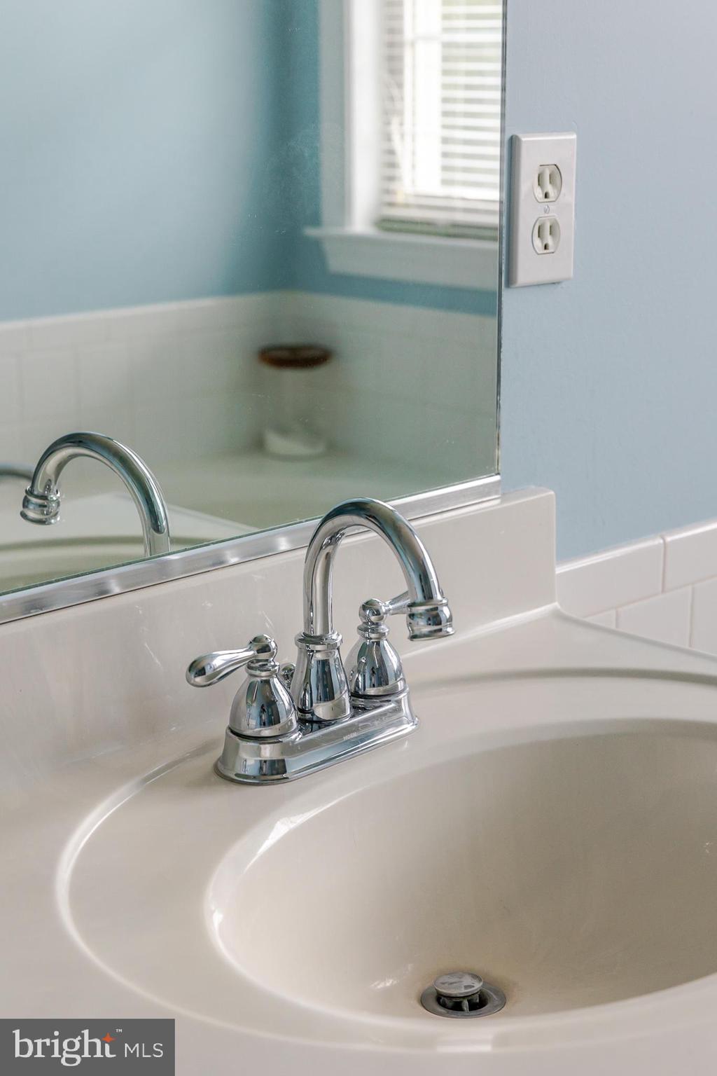 AUSTIN RIDGE - Residential